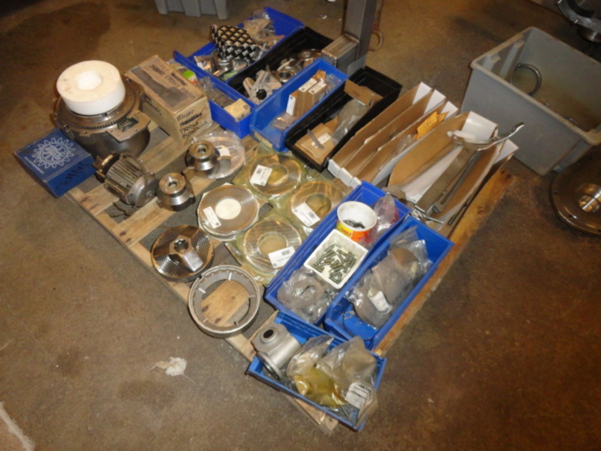 PALLET OF VARIOUS GRIFFITH EMULSIFIER PARTS.