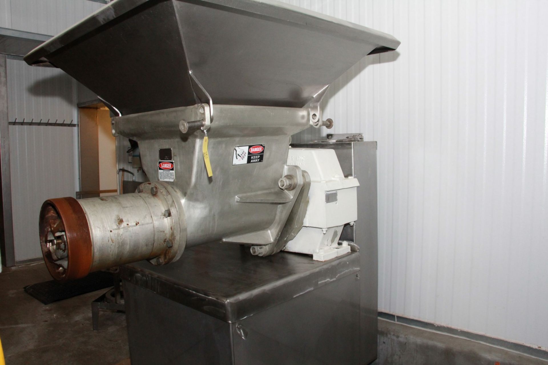 DIXIE 11" GRINDER WITH S/S UNDERMOUNT FRAME. MD# 11-9. SN: 01-106. BUILT 2001. - Image 7 of 8