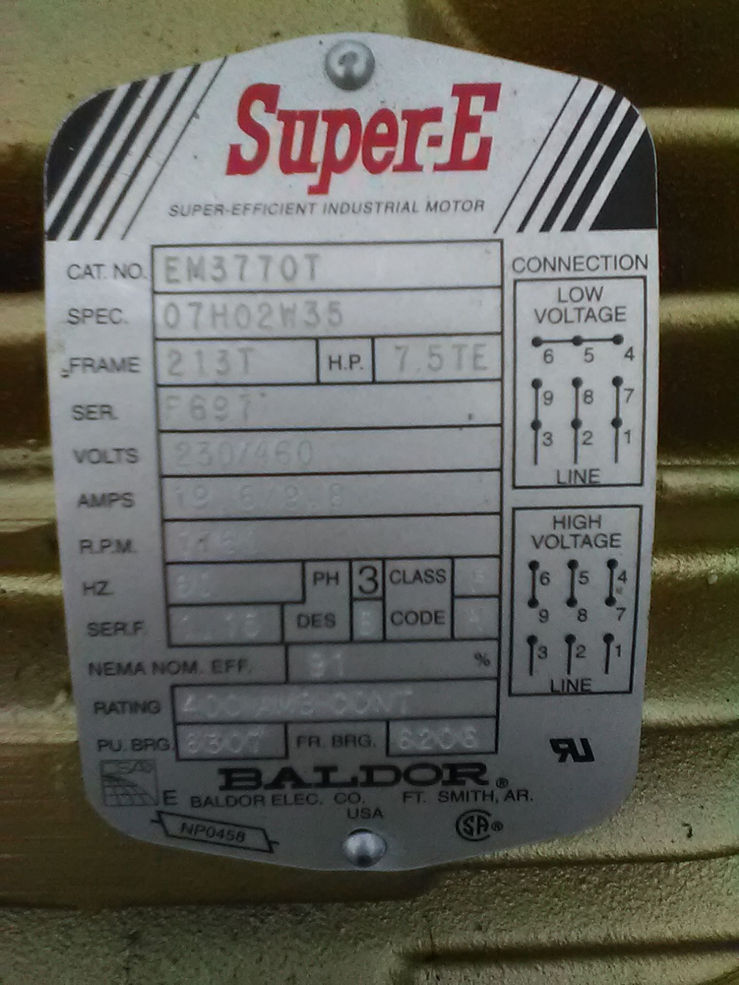 SUPER-E INDUSTRIAL MOTOR - 7.5 HP. 213T FRAME. 230/460V 9.8/19.6A. 3 PHASE. CAT. # EM3770T SN: F697 - Image 2 of 3