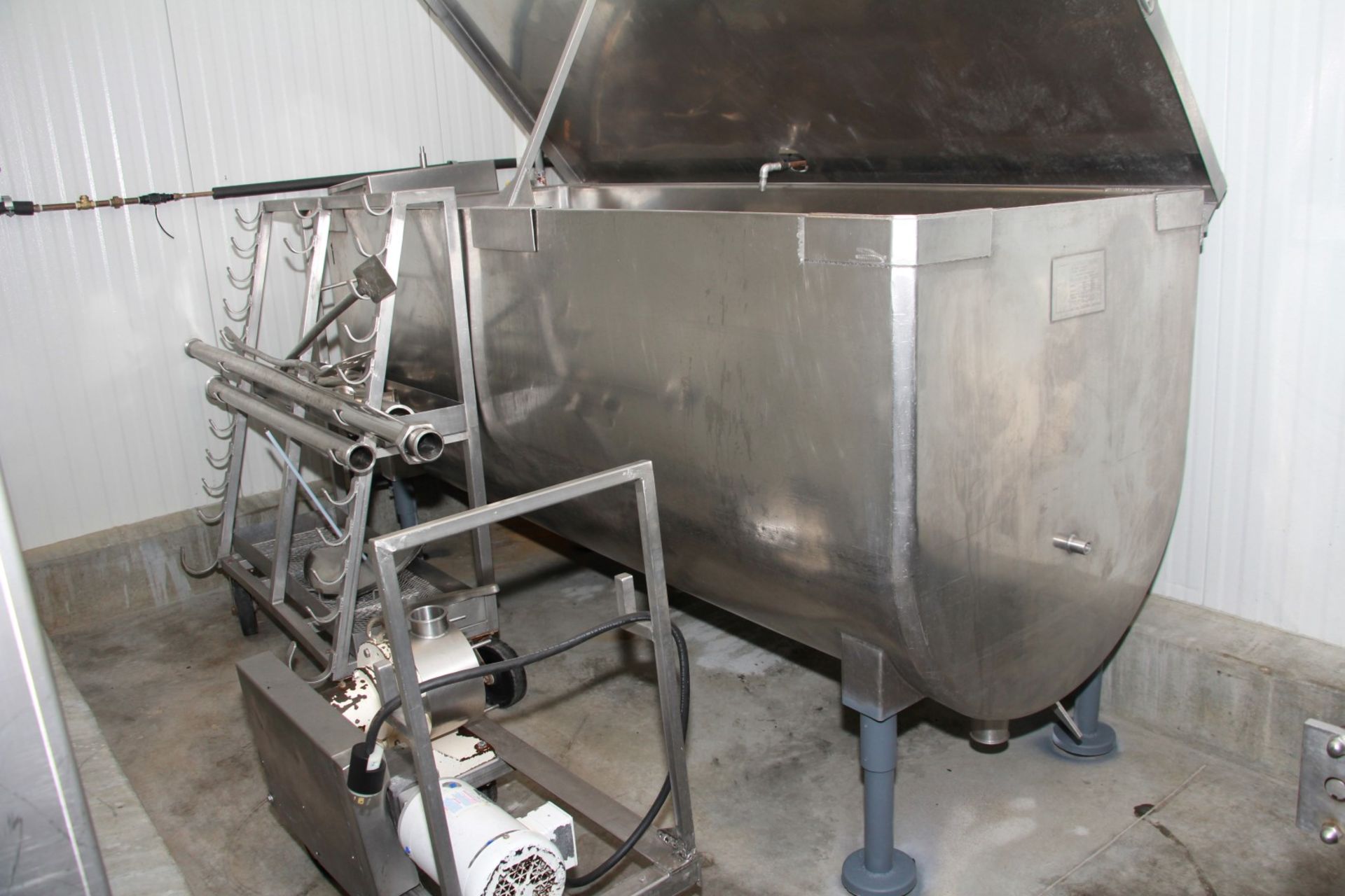 WILTON 500 GALLON SINGLE SHAFT COOKING MIXER WITH SCRAPE AGITATION, SN: 24980-2