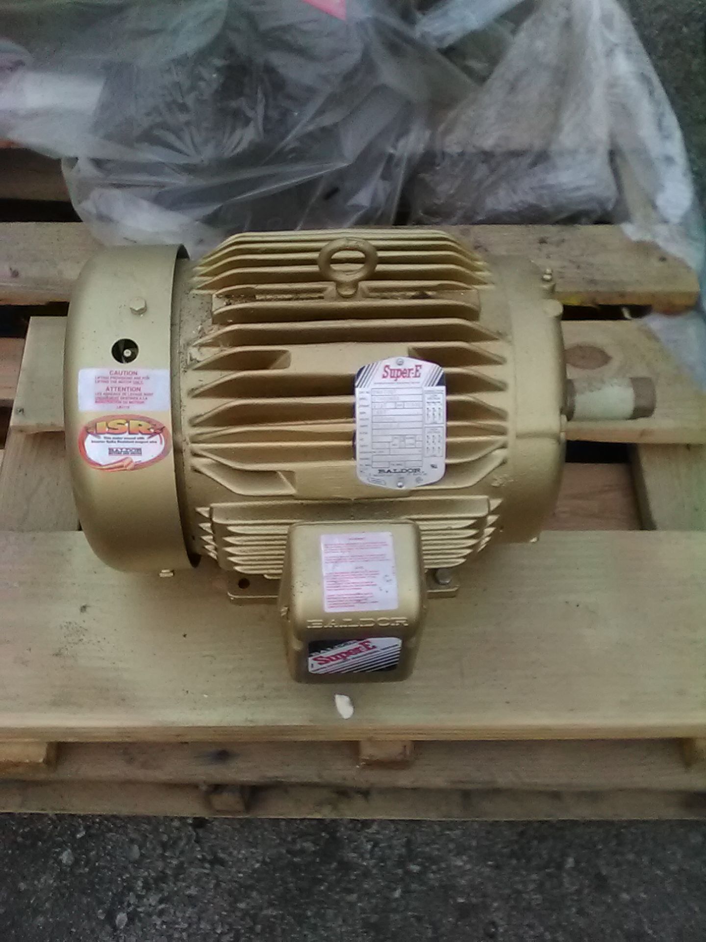 SUPER-E INDUSTRIAL MOTOR - 7.5 HP. 213T FRAME. 230/460V 9.8/19.6A. 3 PHASE. CAT. # EM3770T SN: F697