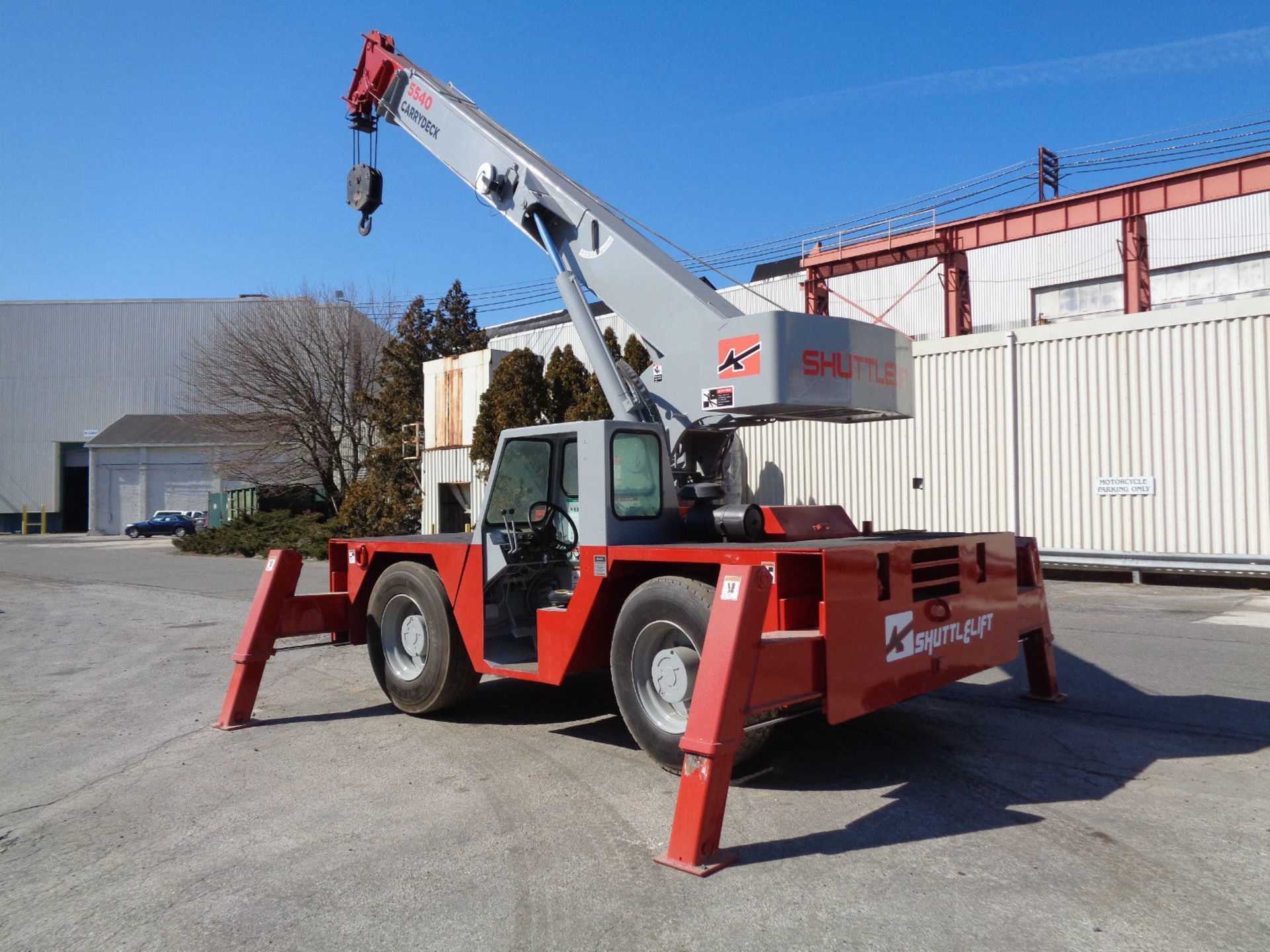 ShuttleLift 5540 15 Ton Carry Deck Crane - Image 7 of 11