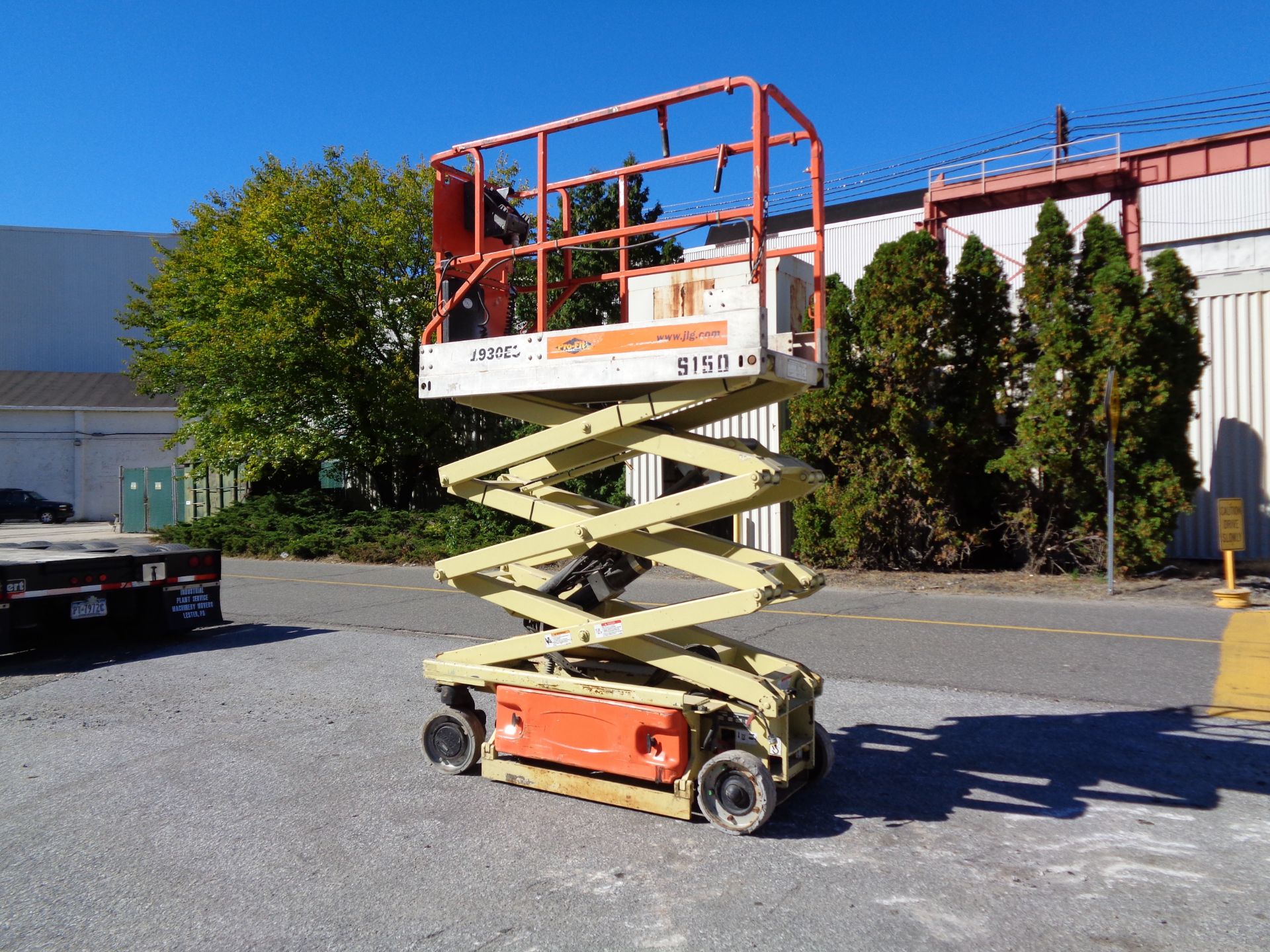 JLG 1930ES Scissor Lift -19ft height - Only 364 hours - Image 5 of 12