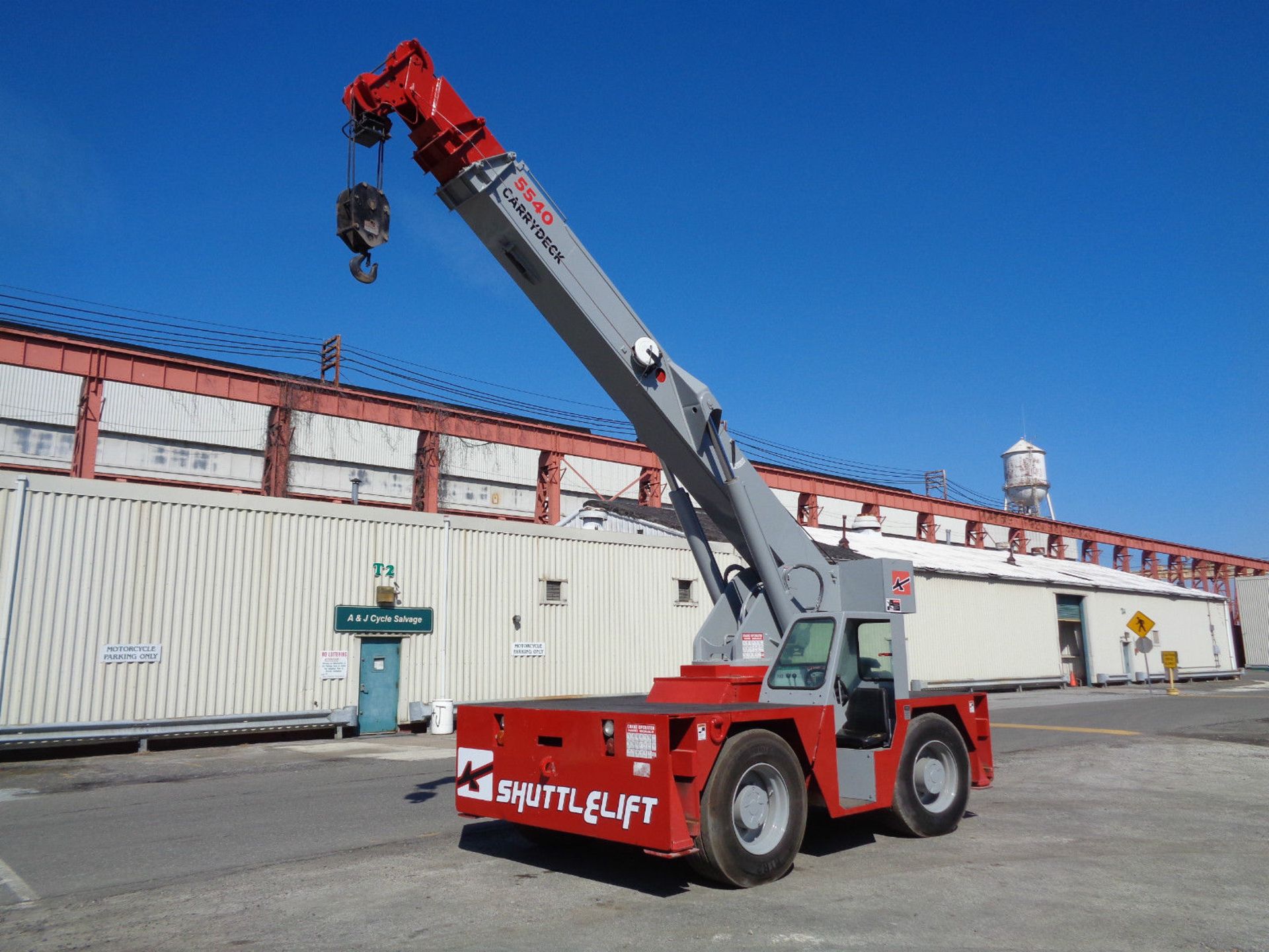 ShuttleLift 5540 15 Ton Carry Deck Crane - Image 5 of 11