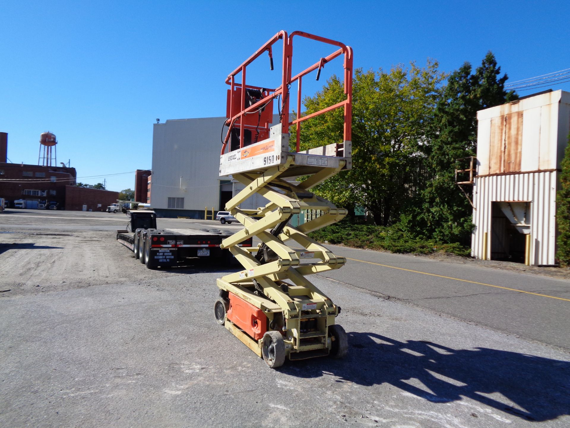 JLG 1930ES Scissor Lift -19ft height - Only 364 hours - Image 6 of 12