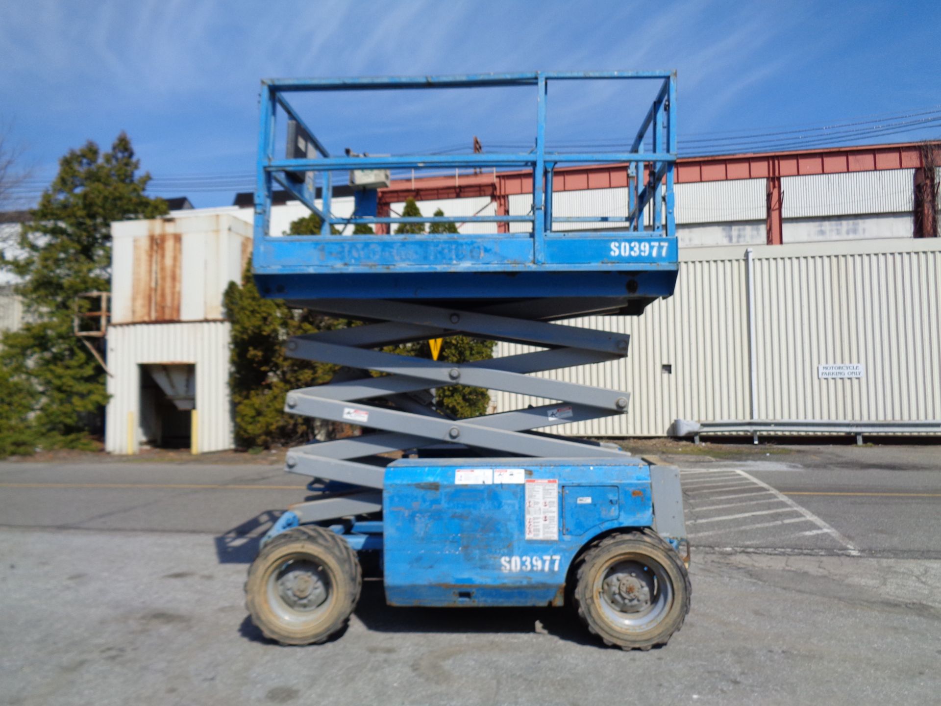 Genie GS2668RT 4x4 26ft Rough Terrain Scissor Lift