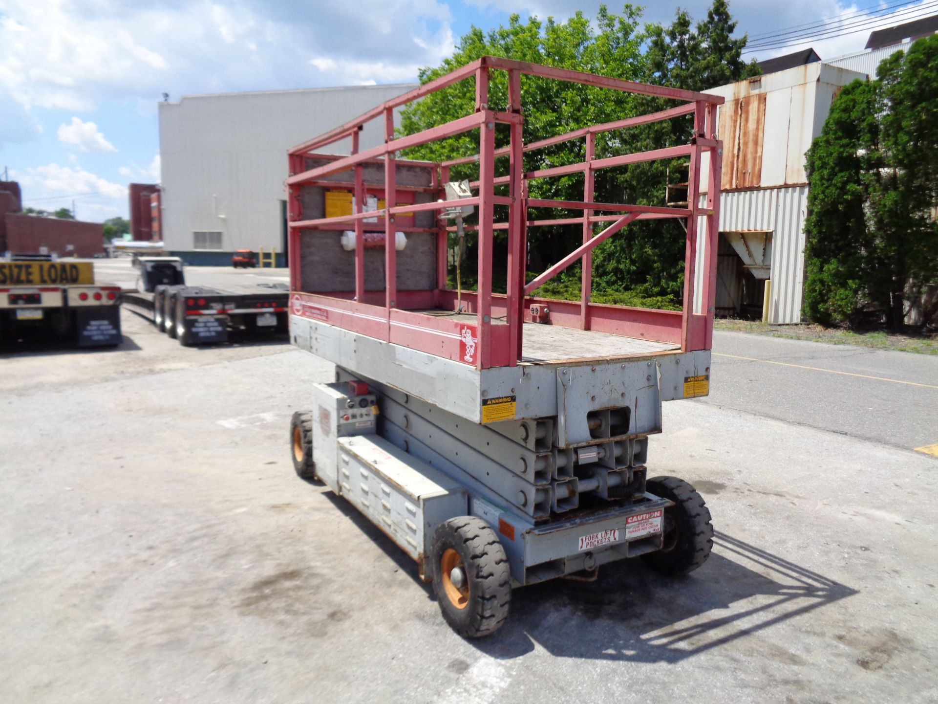 MEC 2548HT Electric Scissor Lift - Image 10 of 12