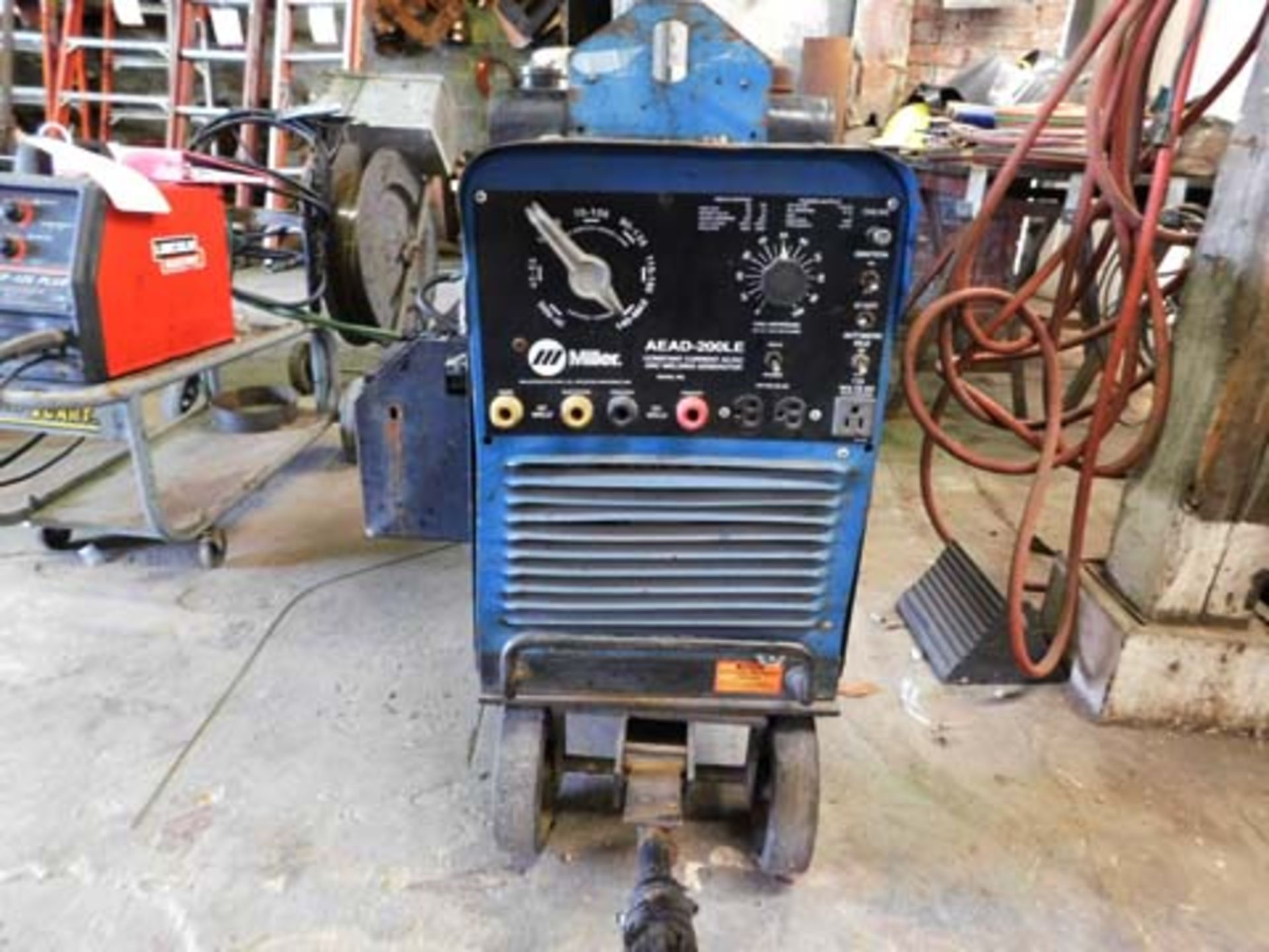 Mille AEAD-200 LE Gas Engine Arch Welder/Generator, 200 AMP