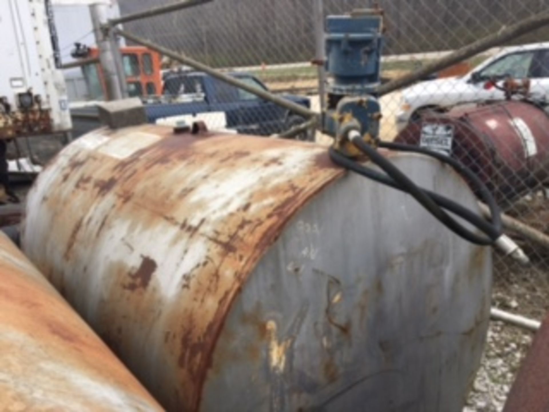 500 Gallon Fuel Tank, Item Location - 376 Morgan County Hwy. Harriman