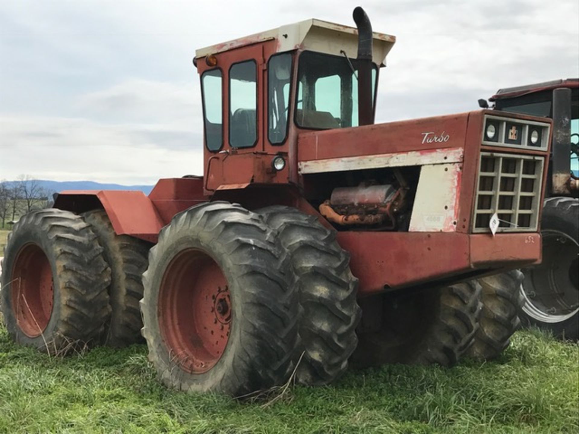 Case IH 4568, Diesel, 2 Remotes, 6,136hrs (needs clutch) (Located at 3681 Old State Route34, - Image 2 of 6