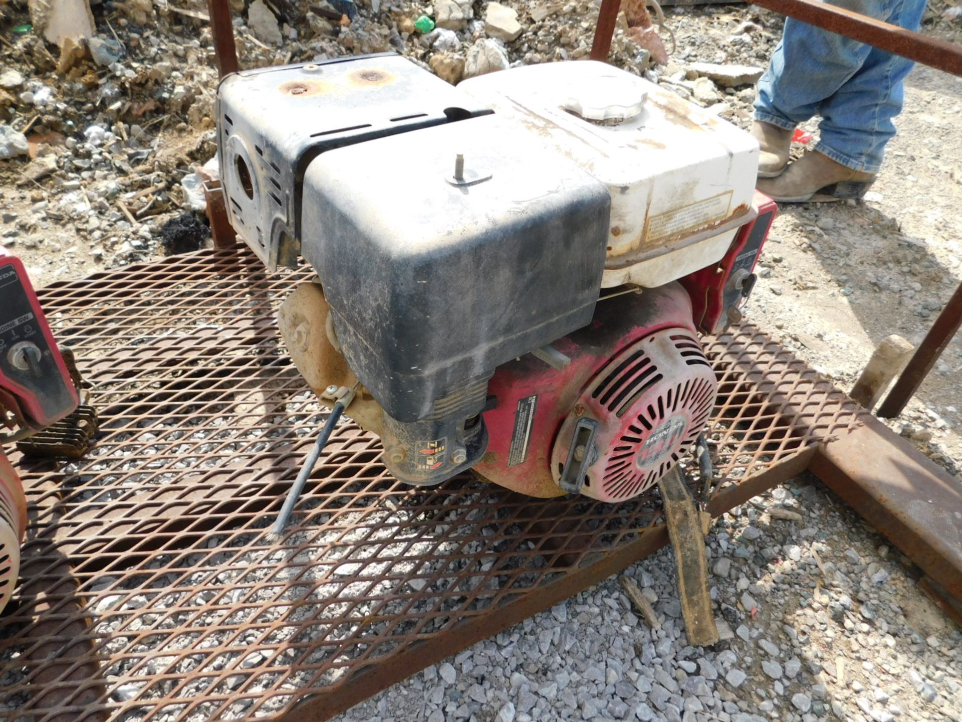 Portable Hydraulic Pump w/Honda GX390 Gas Engine (1305 Airport Road, Oakdale TN 37829)