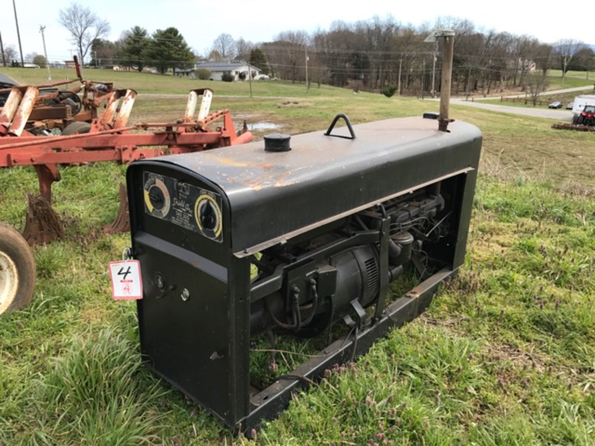 Lincoln Shield Arc 300 Welder/Generator, Gas Engine (needs work)