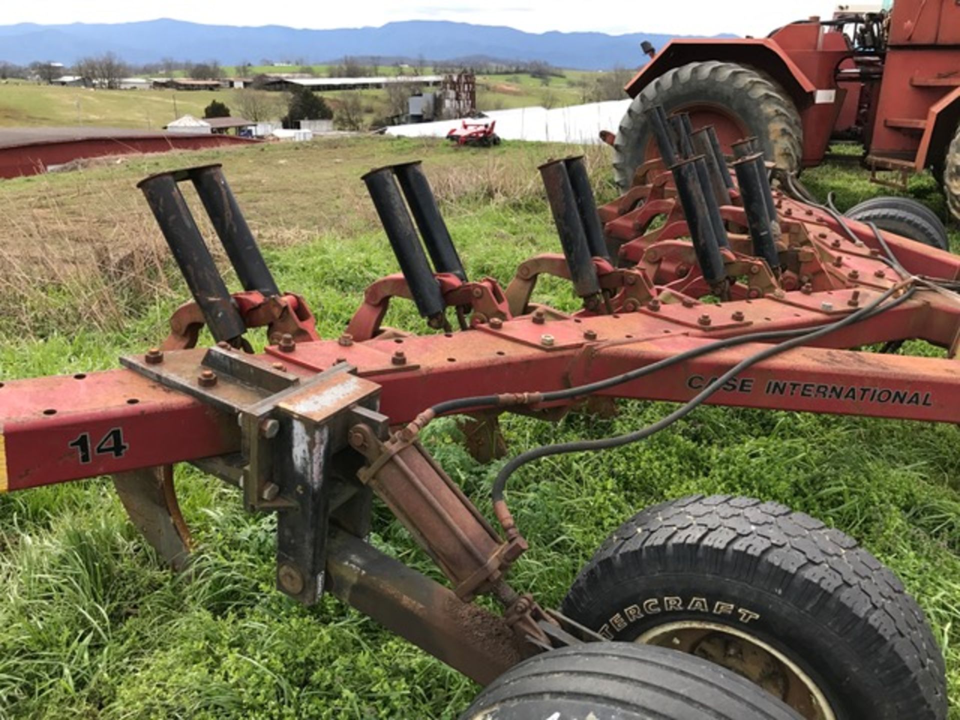 Case IH 14 Ripper/Subsoiler 9 Shank, 14' ,(Located at 3681 Old State Route34, Limestone, TN 37681) - Image 3 of 4