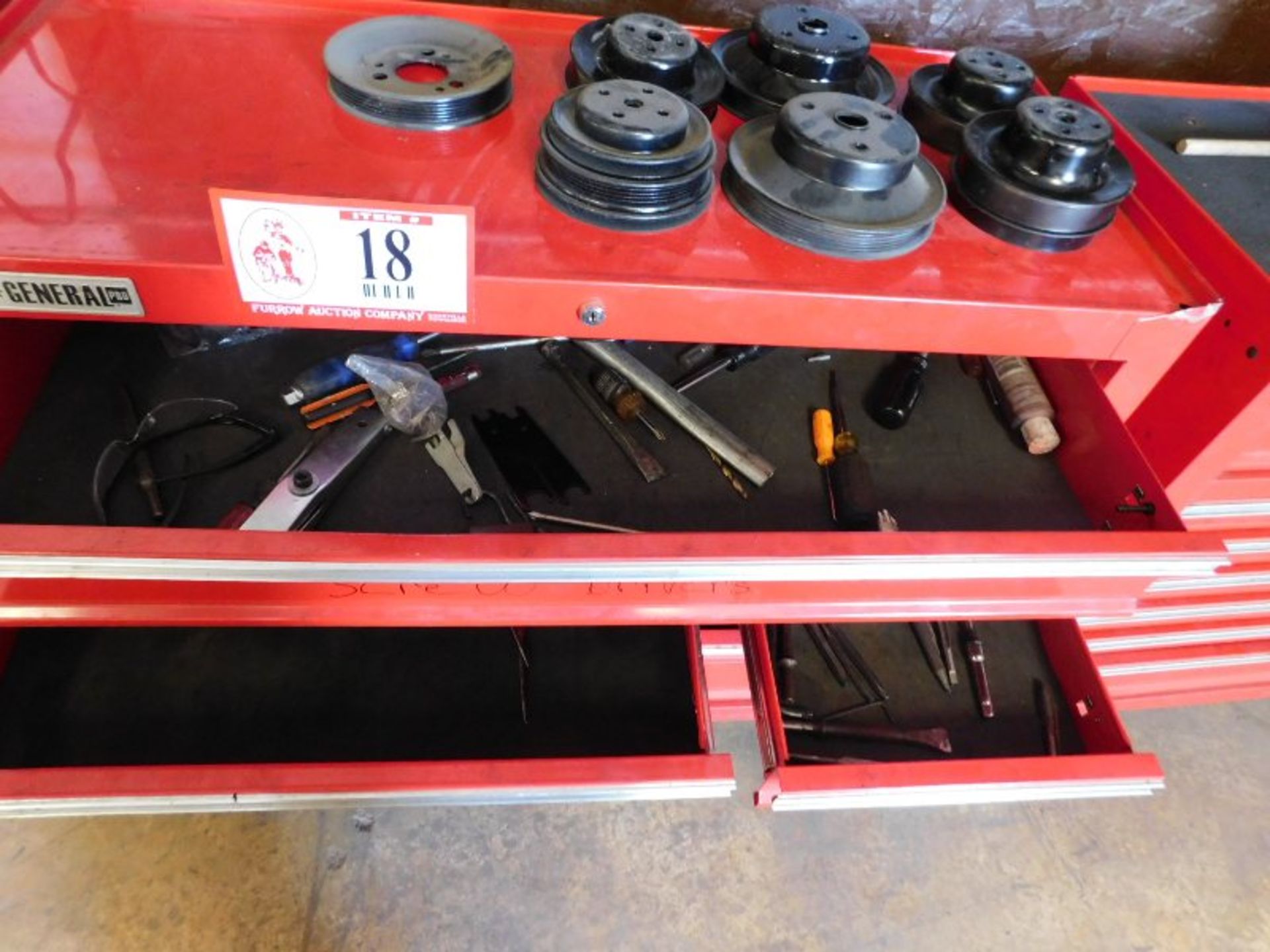 US General 13-Drawer Tool Box, w/Contents, Screwdrivers, Wrenches, Various hand tools - Image 2 of 3