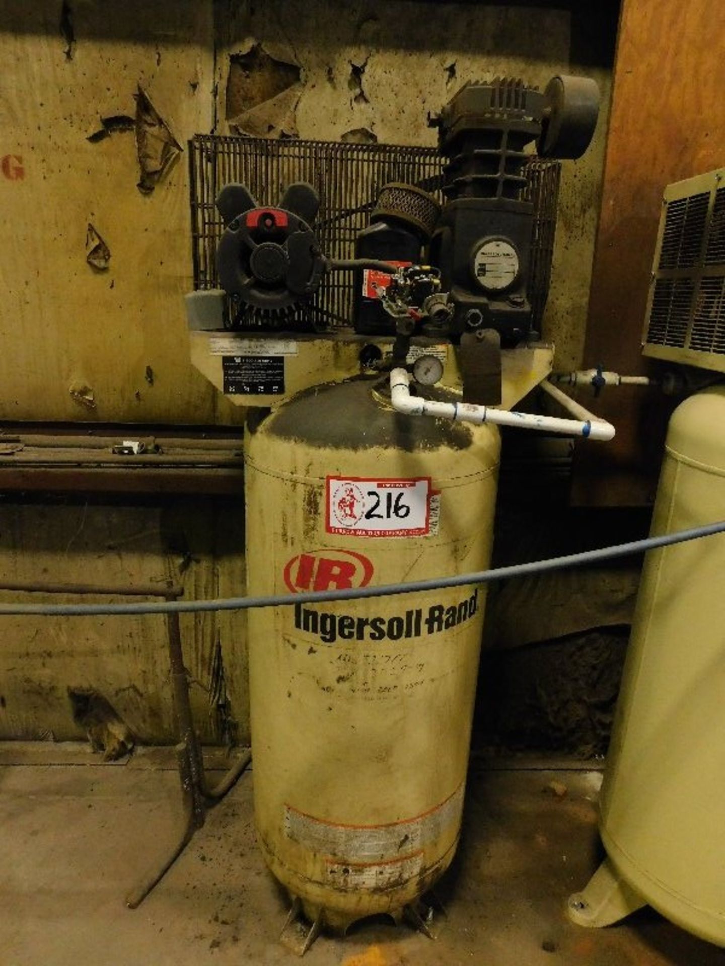 Ingersoll Rand 5hp, 230 Volt Electric Air Compressor, Vertical Tank