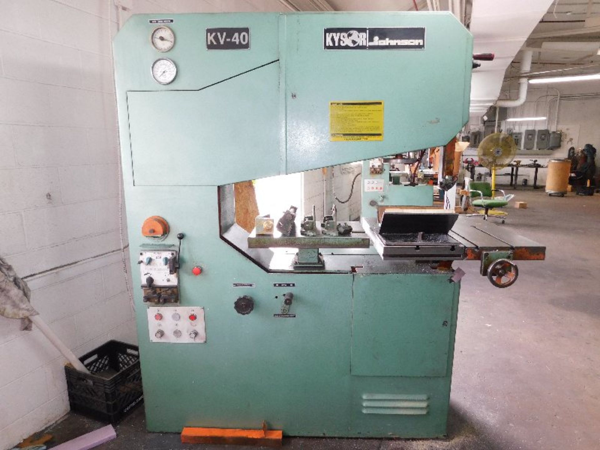 Kysor Johnson Mdl KV-40, 40" Throat Band Saw, W/Blade Welder