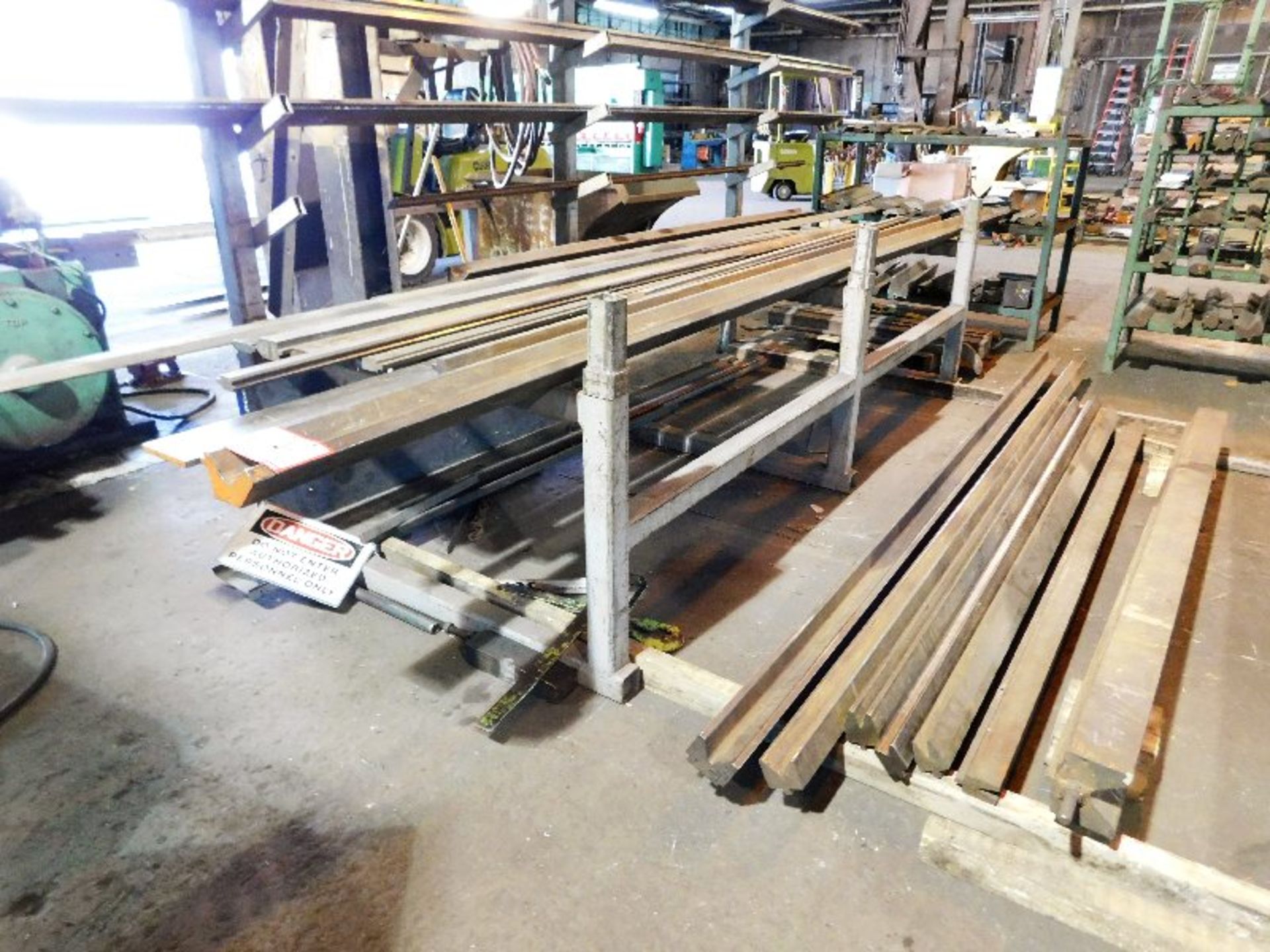 Large Quantity Various Size Dies for Press Brake