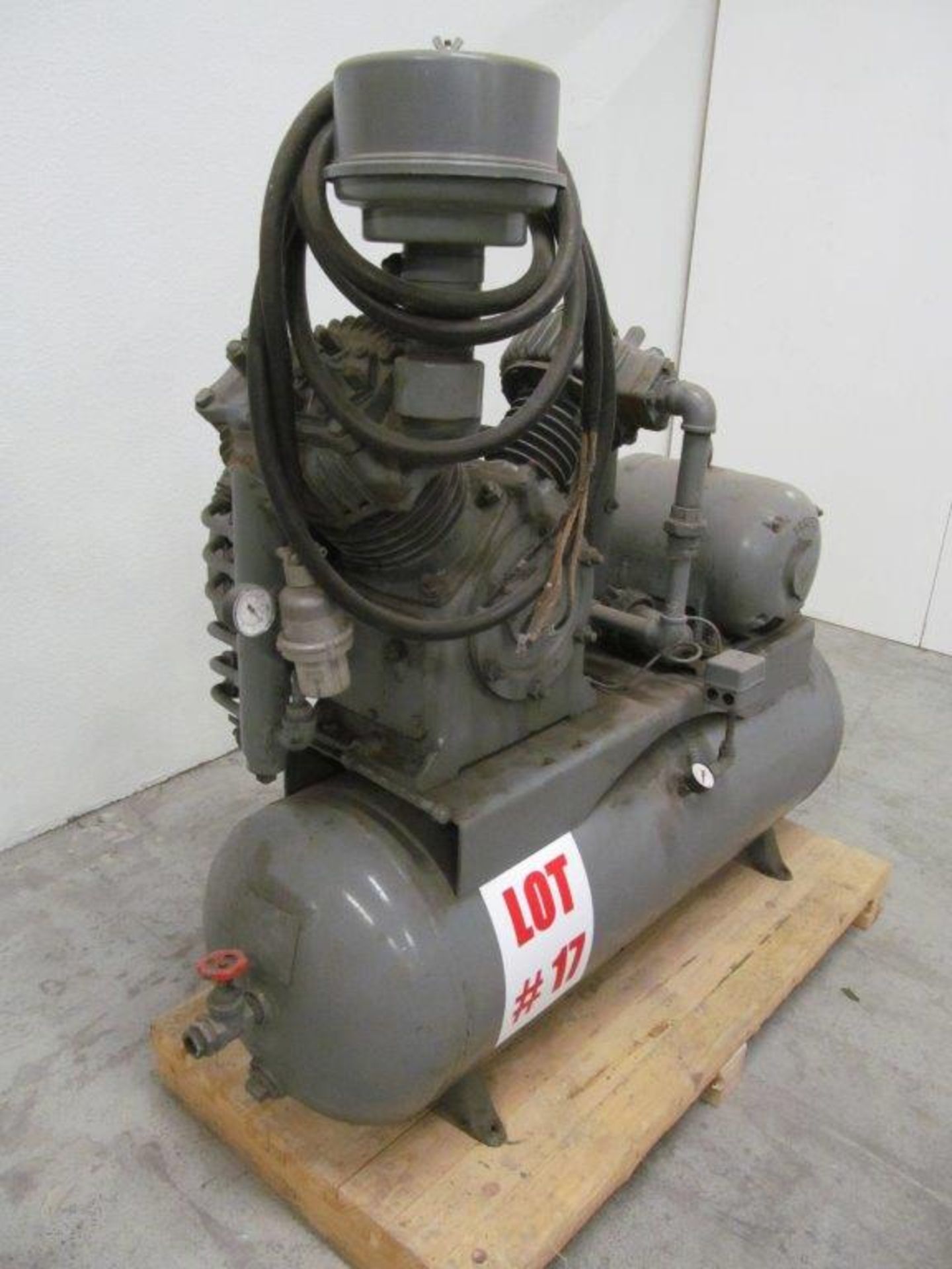 GARDNER DENVER AIR COMPRESSOR, 10 HP, ELECTRICS: 550V/3PH/60C - Image 2 of 4