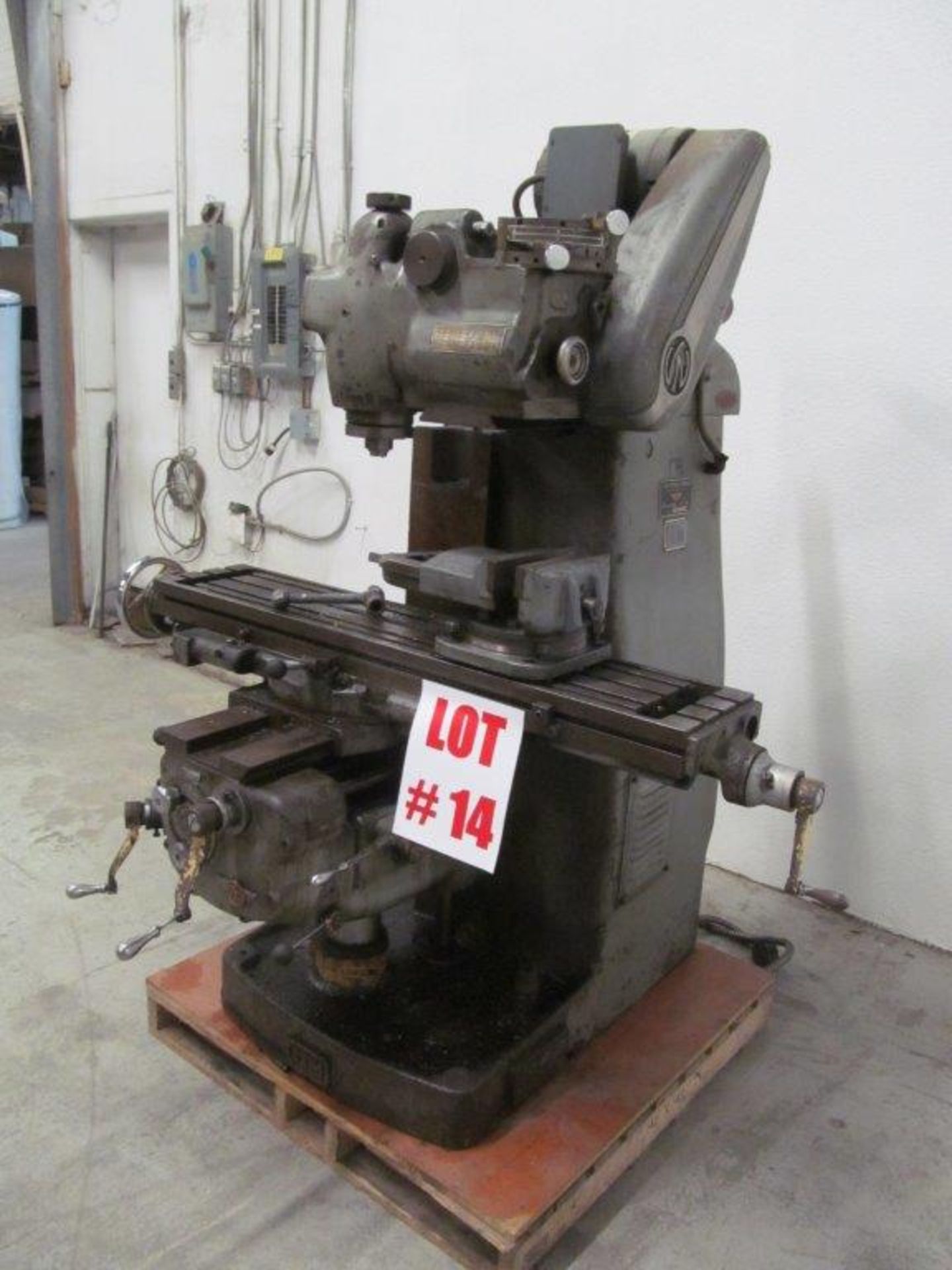 VAN NORMAN MILLING MACHINE MODEL 22M, S/N: 7094, SPINDLE SPEED: 50-1400 RPM, TABLE: 10" X 50", C/W - Image 3 of 4