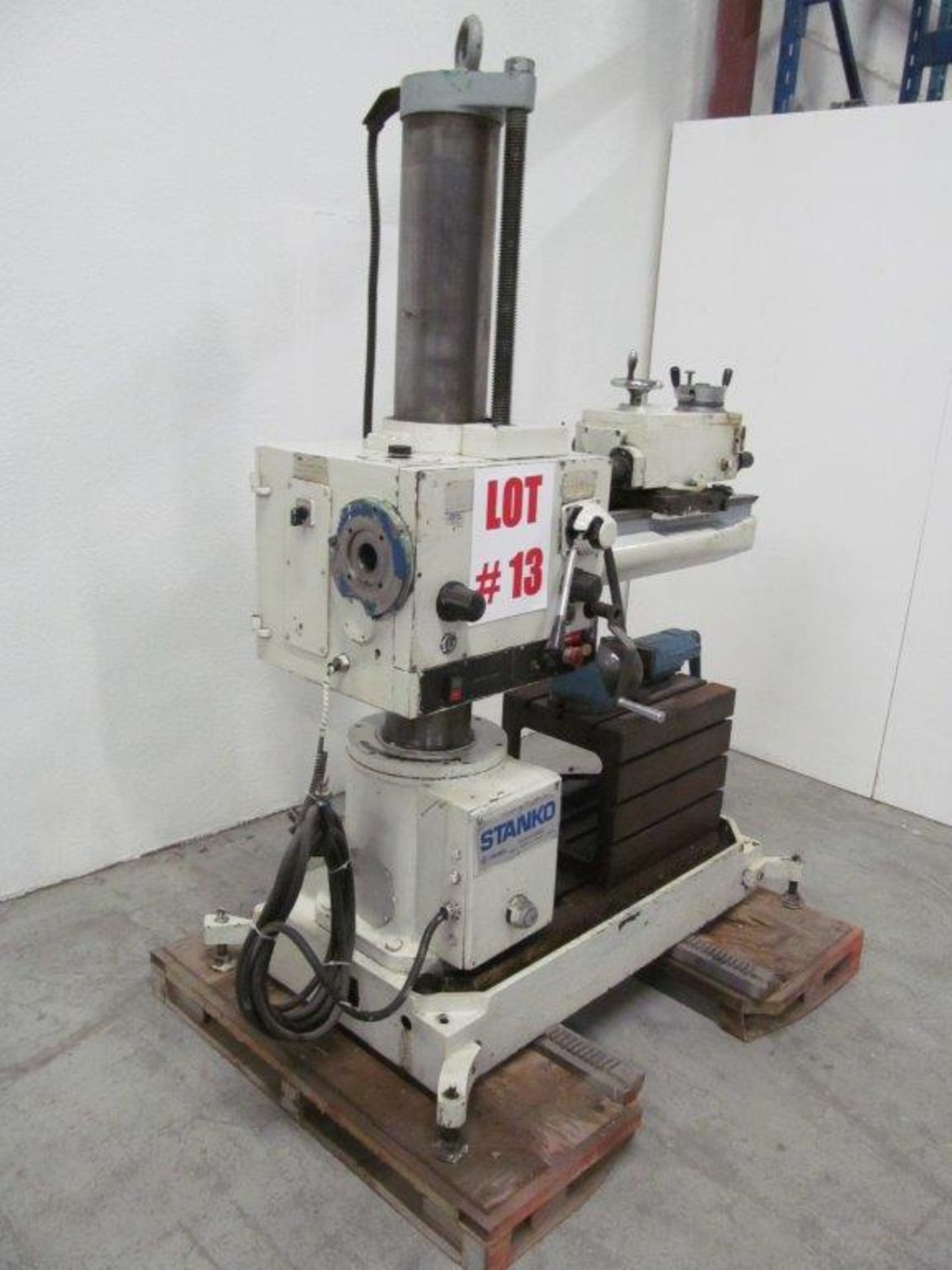 STANKO RADIAL DRILL MODEL 2K52-1, S/N: 1666, 34" ARM, ELECTRICS: 480V/2PH/60C NOTE:CONDITION UNKNOWN - Image 2 of 3