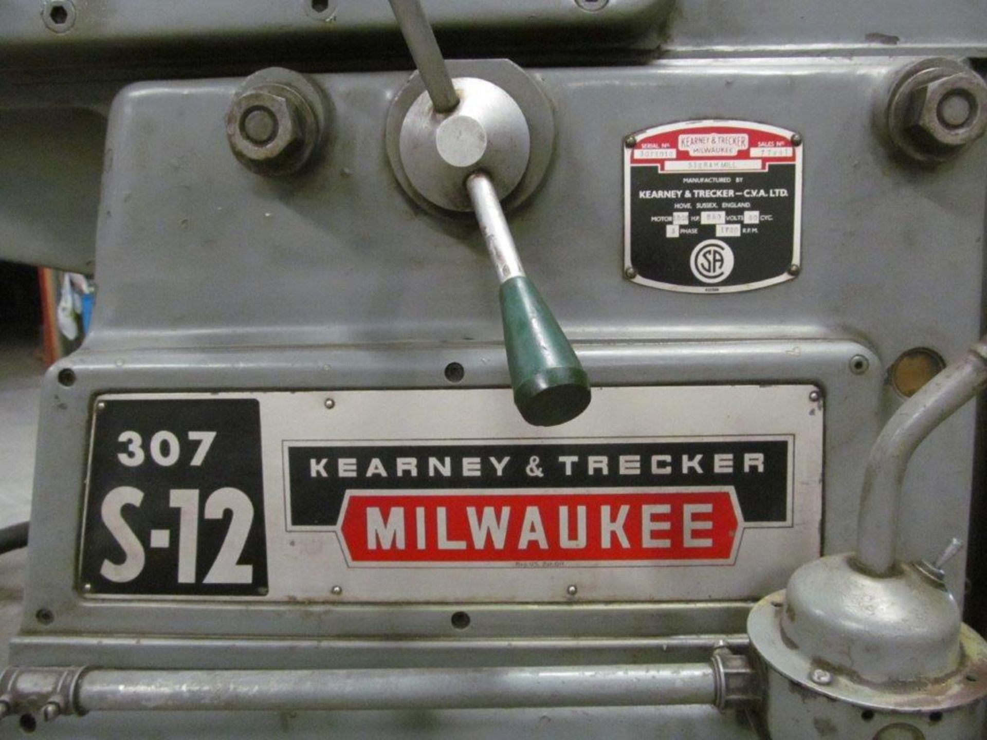 KEARNEY & TRECKER (MILWAUKEE) POWER OVERARM HORIZONTAL/VERTICAL MILLING MACHINE MODEL 307 S-12, S/N: - Image 9 of 13