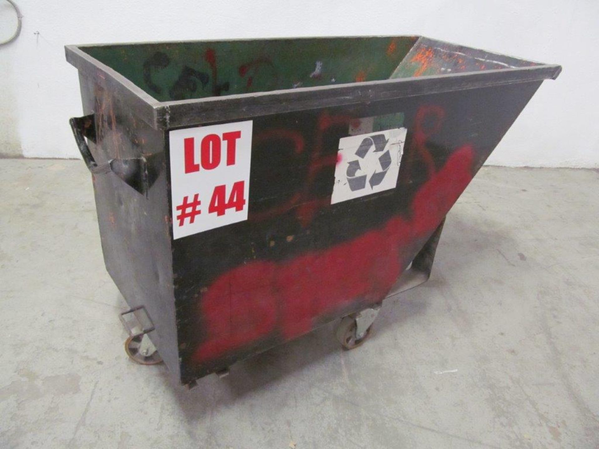 STEEL RECYCLING BIN ON CASTER, L=64", W=48", DEPTH=34"