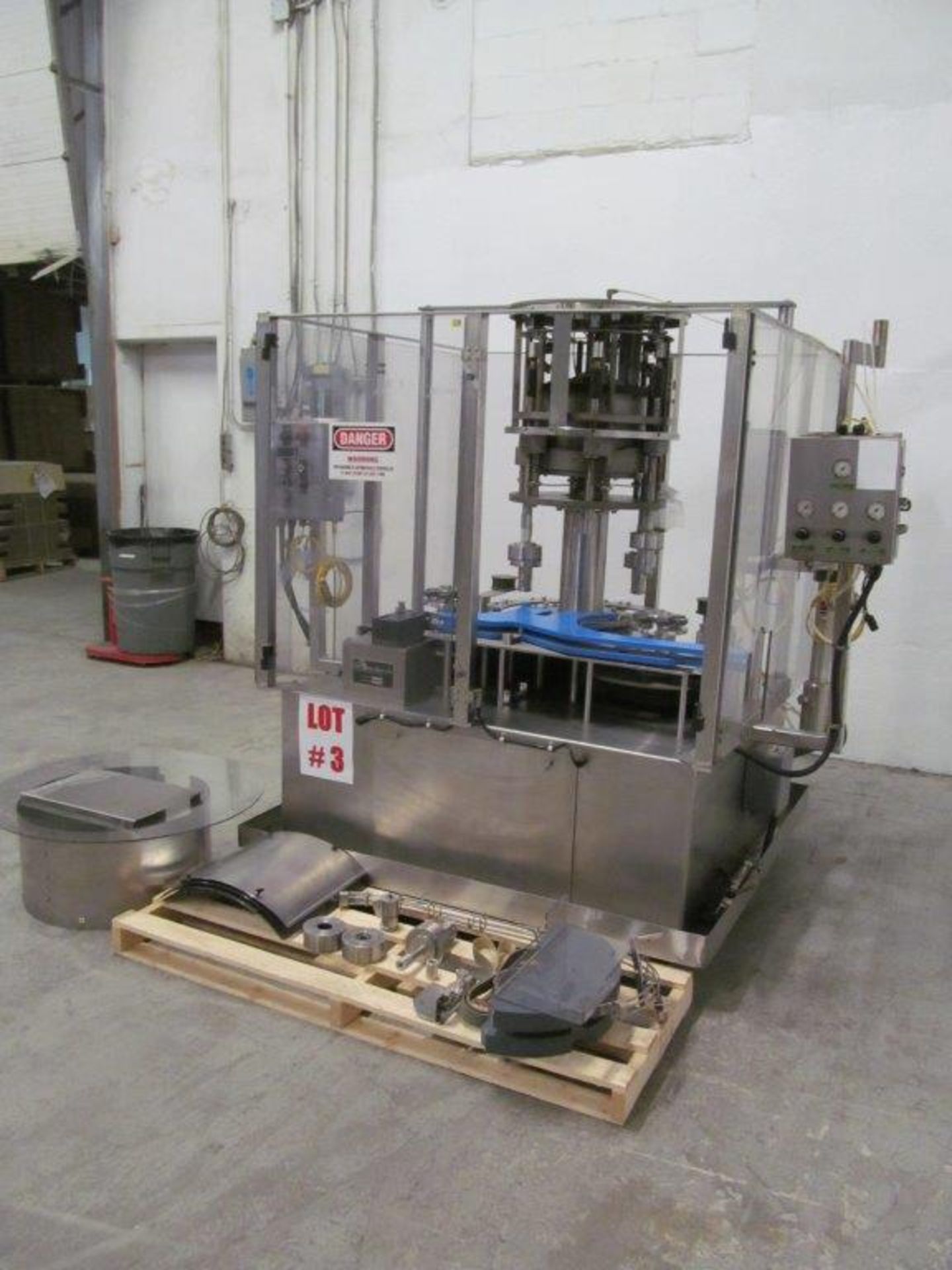 BOTTLERS MACHINERY'S CO US BOTTLER ROTARY CAPPER-6 HEADS, MOD. PMC-6, UP TO 80 BPM DEPENDING ON - Bild 3 aus 8