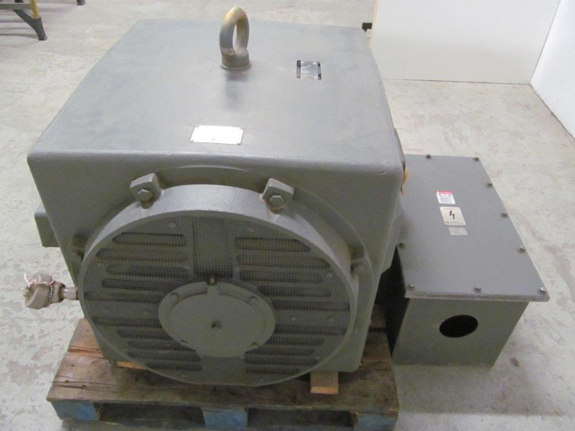 HIGH EFFICIENCY 3 PHASE INDUCTION MOTOR, MFG: TOSHIBA (HOUSTON, TEXAS), MODEL: 6A1500L1DKDNGQ01, 500 - Image 5 of 7