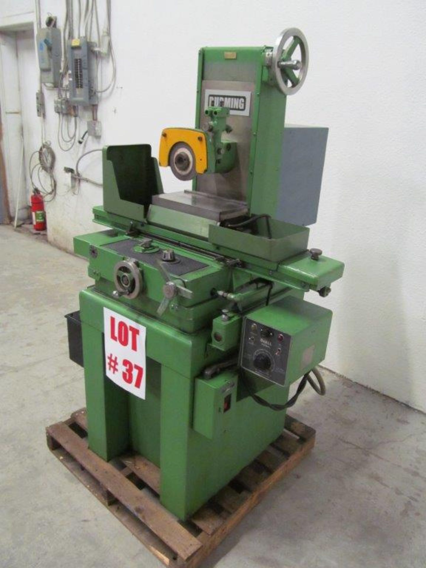 BURMING HYDRAULIC SURFACE GRINDER C/W MAGNETIC CHUCK 6" X 12", ELECTRICS: 550V/3PH/60C - Image 3 of 5