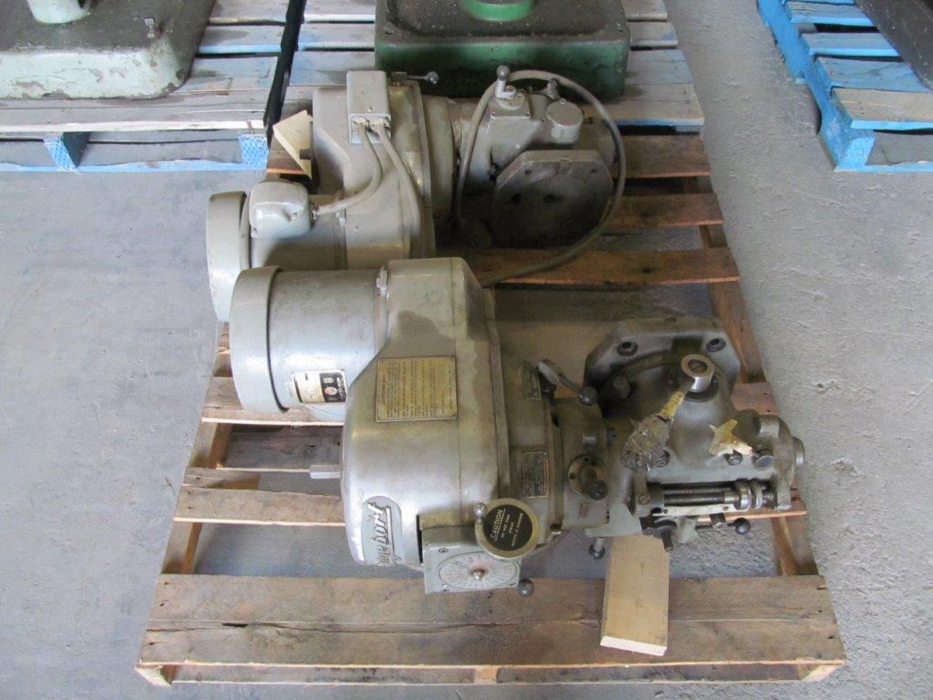 LOT CONSISTING OF (3) TURRET MILLS & (2) VARIABLE SPEED MILLING HEADS, SOLD AS (1) LOT - Image 7 of 9