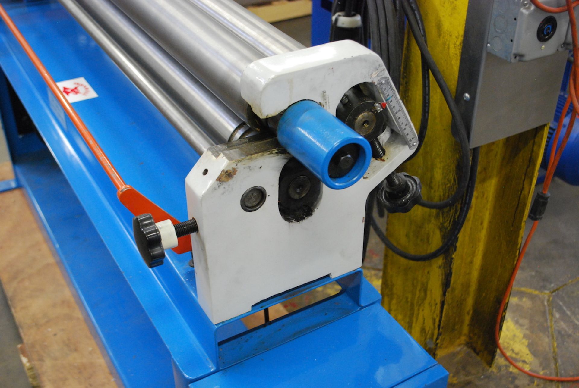 51" MODEL ESR-1300X 1.5 WIDE 3-ROLL ELECTRIC SLIP ROLL: 3" DIA. ROLLS; W/STAND; 1HP; FOOT PEDAL - Image 3 of 4