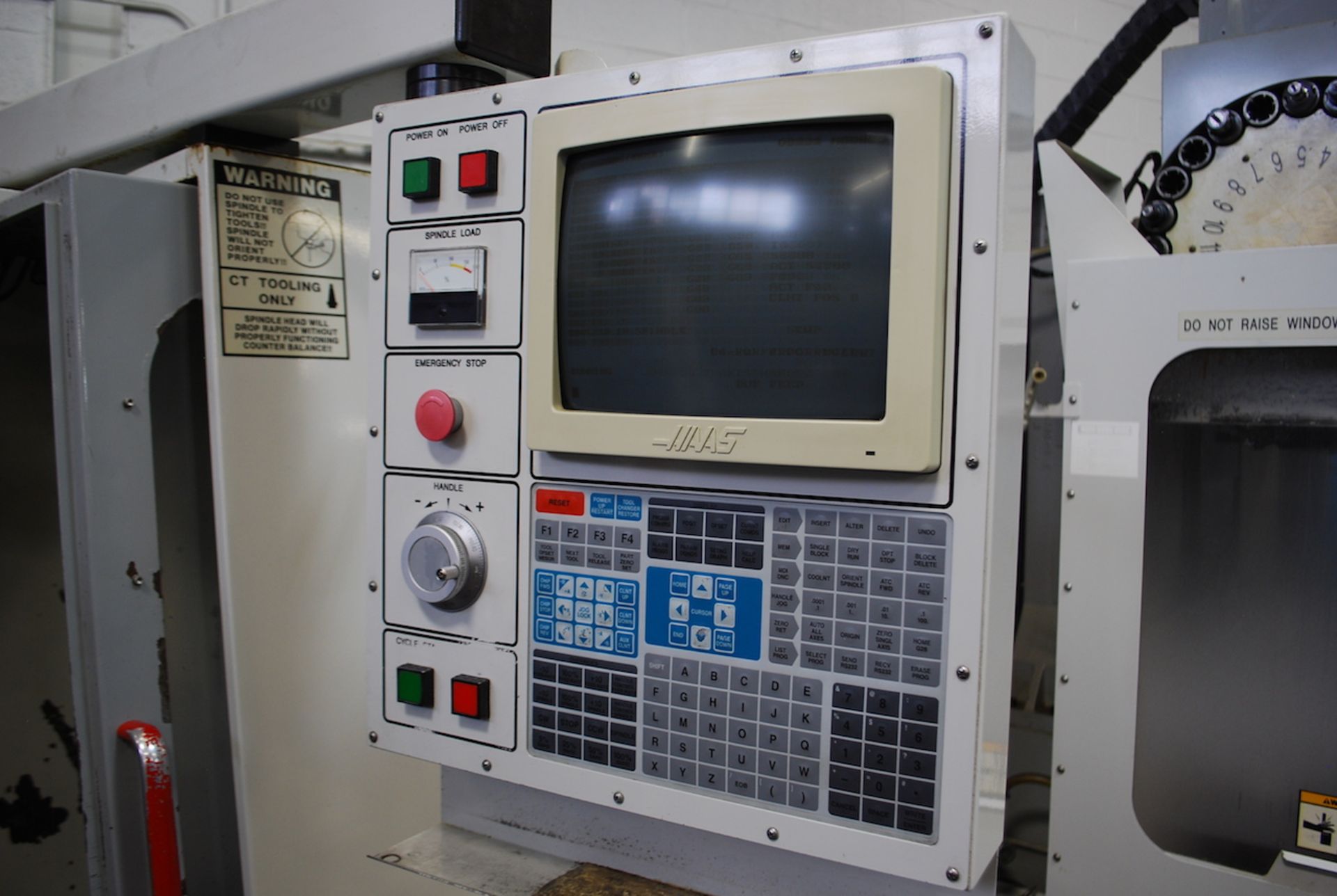 HAAS MODEL VF-E CNC VERTICAL MACHINING CENTER: S/N 10163 (1997); 20 POSITION CAROUSEL ATC; 40 TAPER; - Image 4 of 8