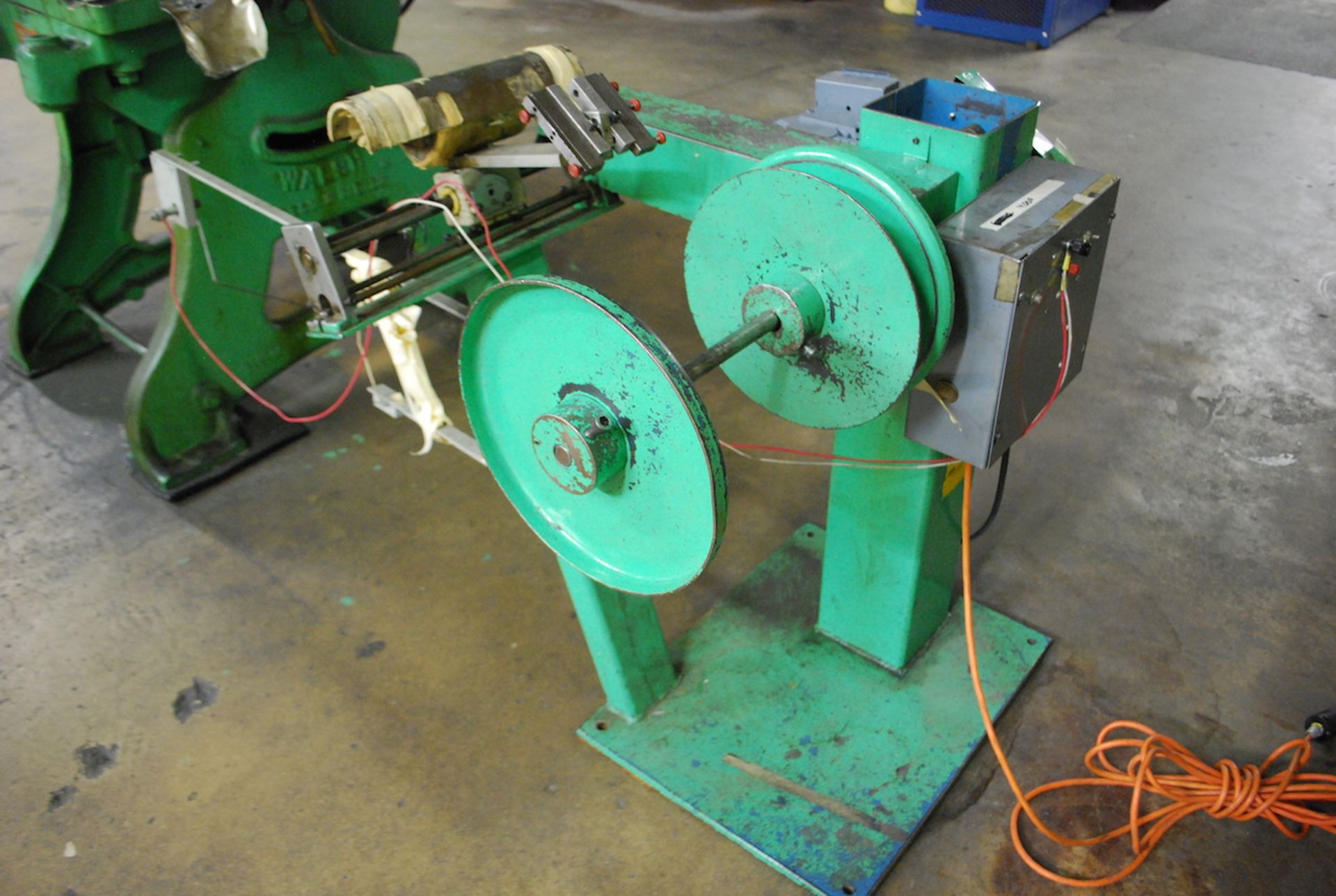 WALSH NO. 24 OBI PUNCH PRESS: S/N 10162; AIR CLUTCH; 12-1/2” X 22” BED; FAWICK CLUTCH CONTROL; - Image 4 of 4