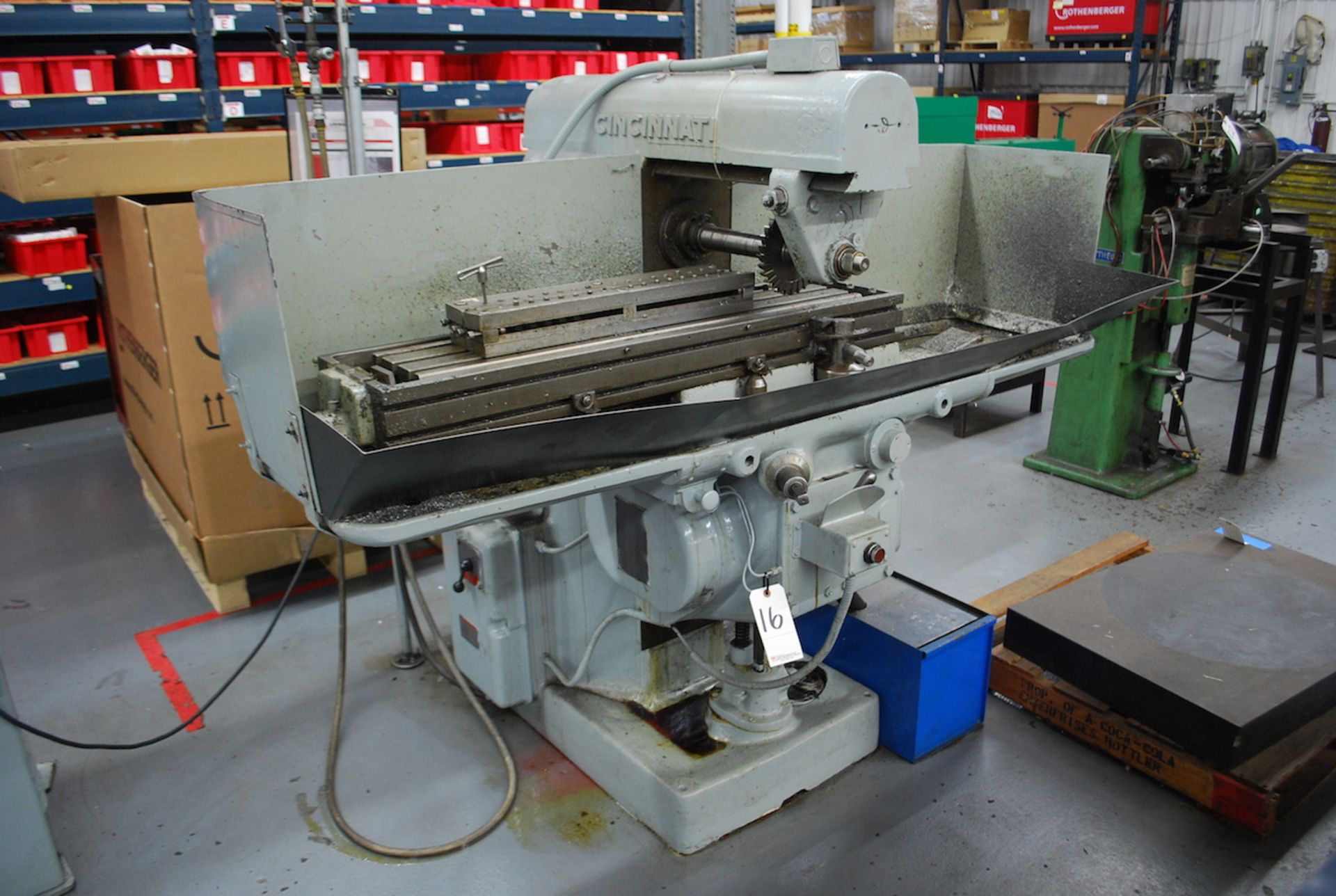 CINCINNATI HORIZONTAL MILLING MACHINE: S/N D6110-1; 10" X 41" T-SLOT TABLE; 50-1500 RPM; COOLANT