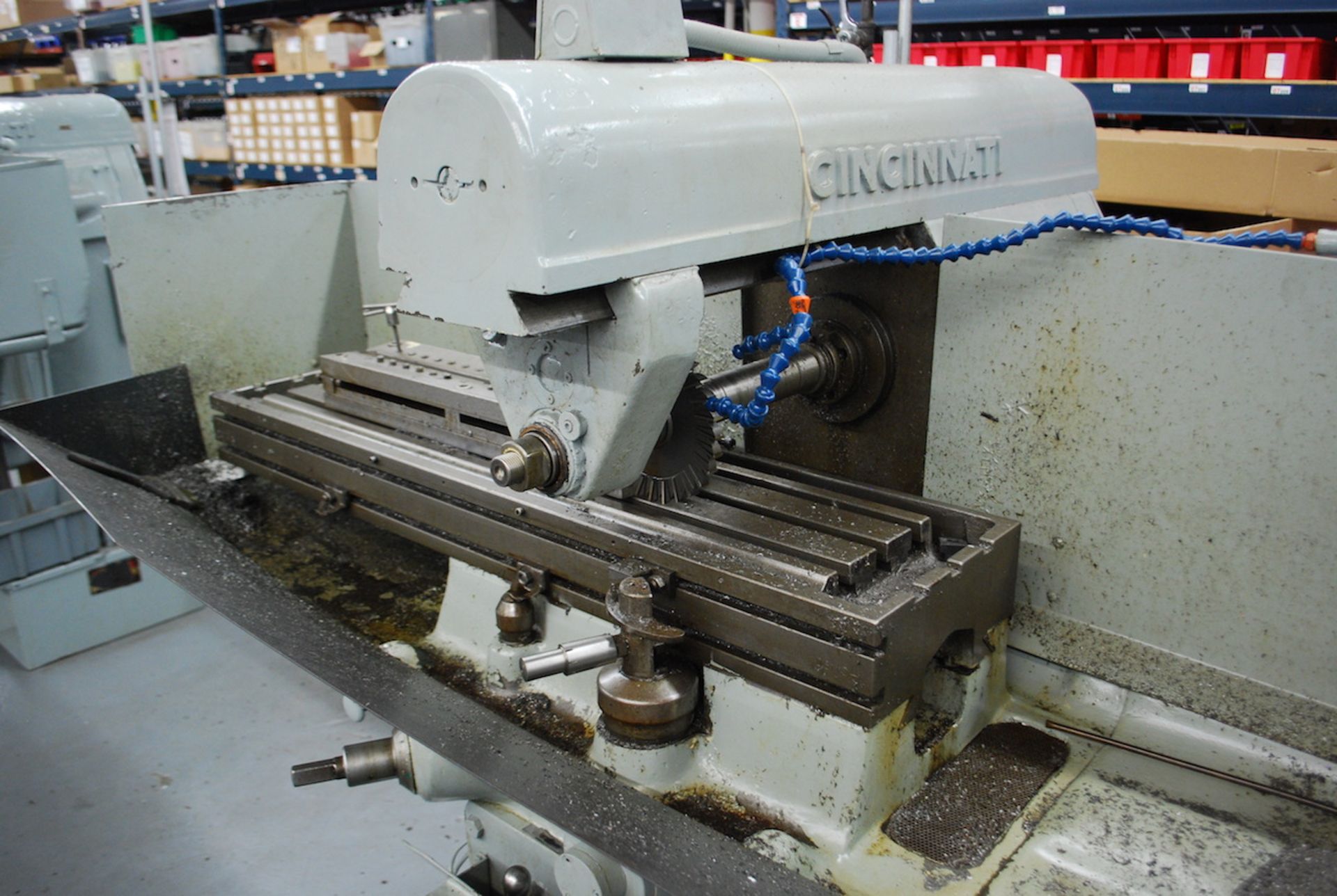 CINCINNATI HORIZONTAL MILLING MACHINE: S/N D6110-1; 10" X 41" T-SLOT TABLE; 50-1500 RPM; COOLANT - Image 3 of 6