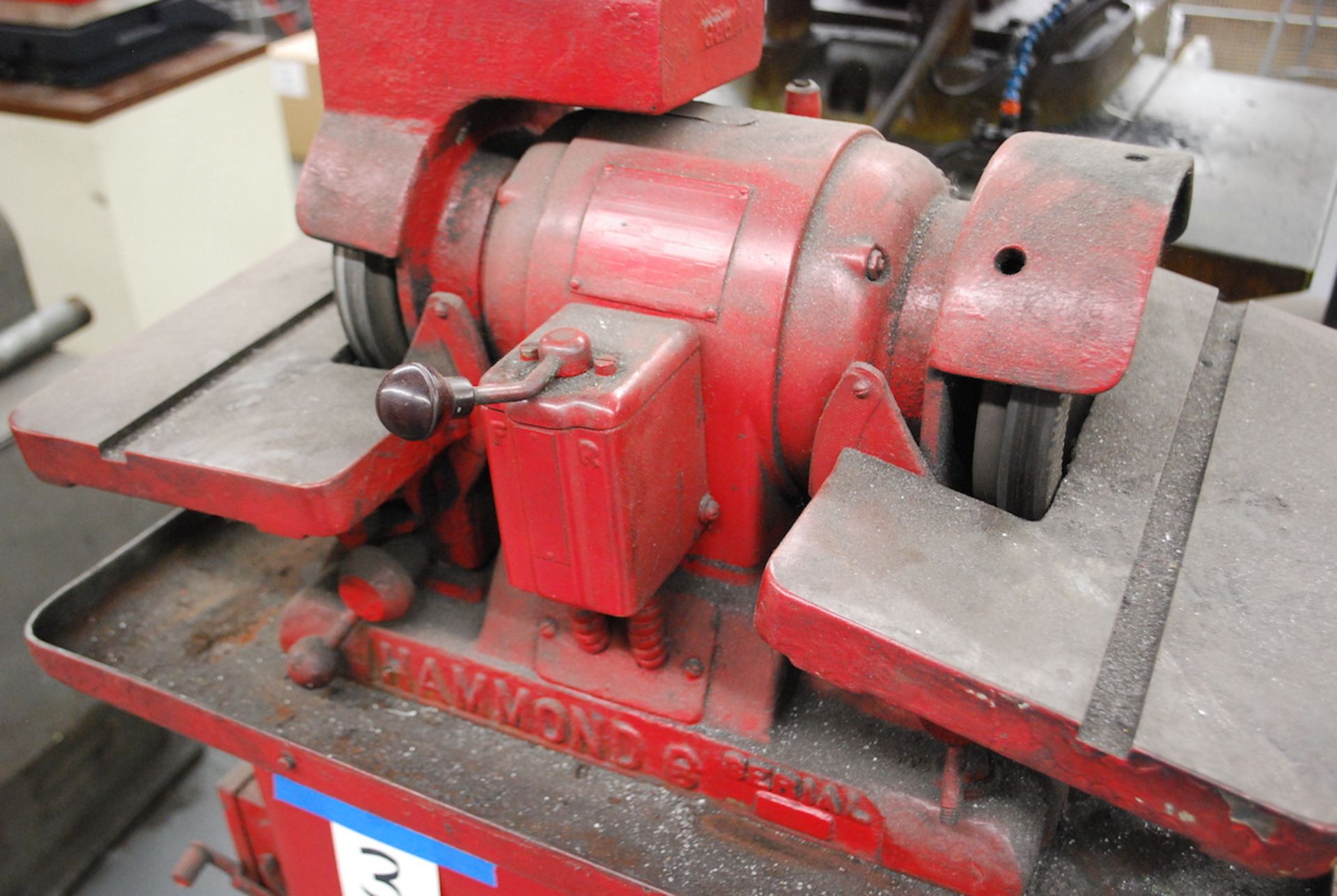 HAMMOND 6" DOUBLE END CARBIDE GRINDER: S/N 2233; 8" X 14" TABLES; 1/2HP - Image 3 of 3