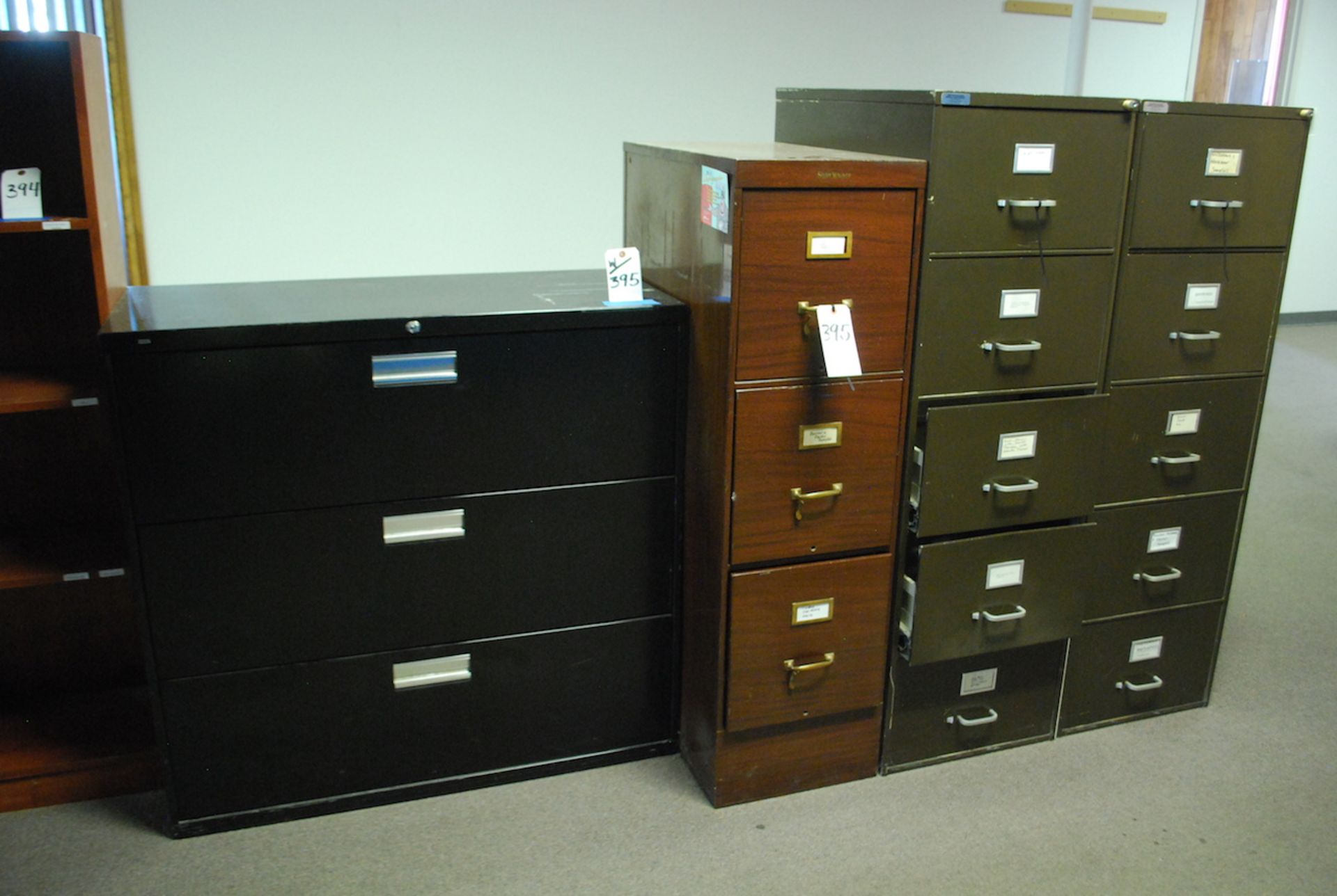 LOT: (1) 3-DRAWER LATERAL FILE; (1) 3-DRAWER FILE CABINET & (2) 5-DRAWER FILE CABINETS