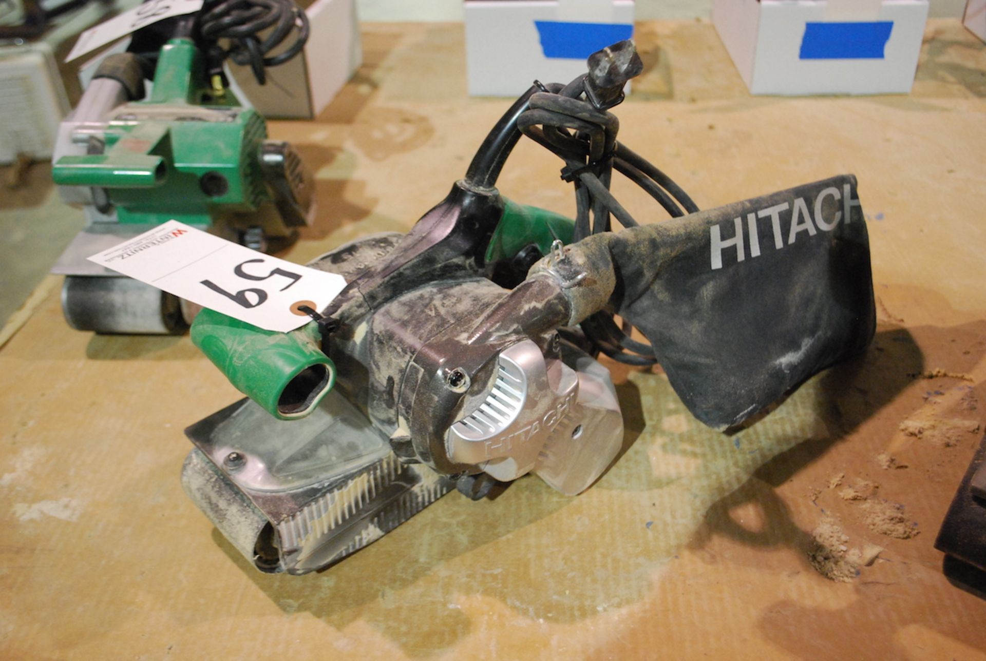 HITACHI 3" MODEL SB 8V2 ELECTRIC BELT SANDER