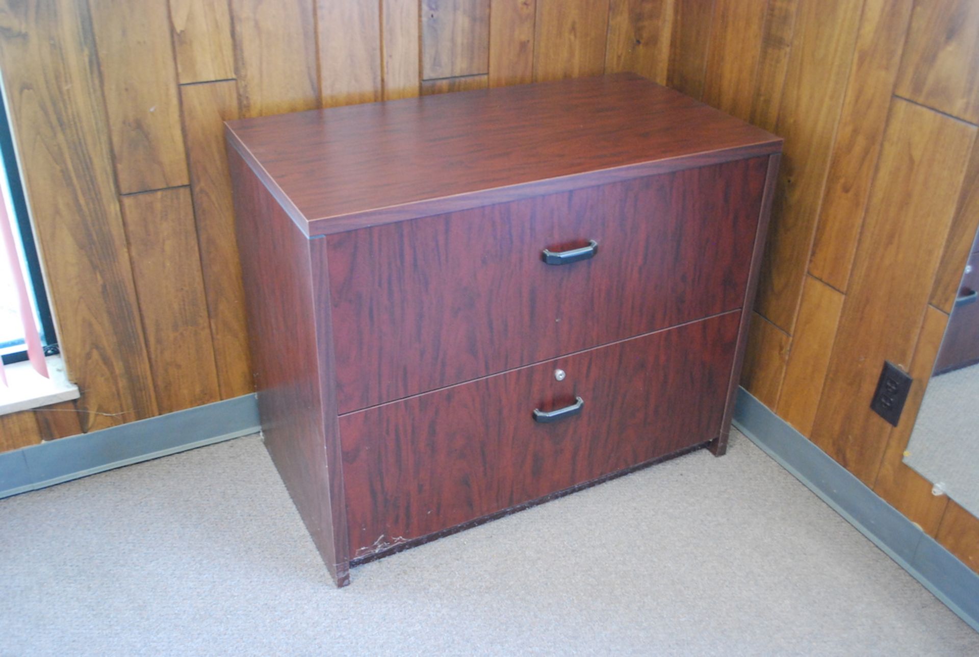 LOT: U-SHAPED DESK; LATERAL FILE CABINET; BOOKSHELF & (2) CHAIRS - Image 4 of 4