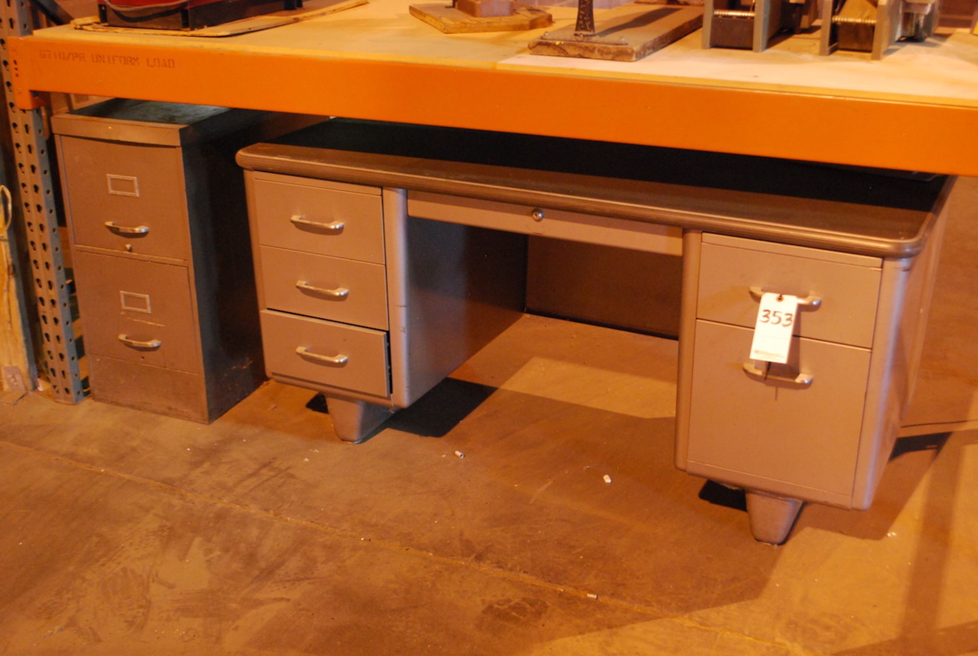 LOT: STEEL DESK & FILE CABINET