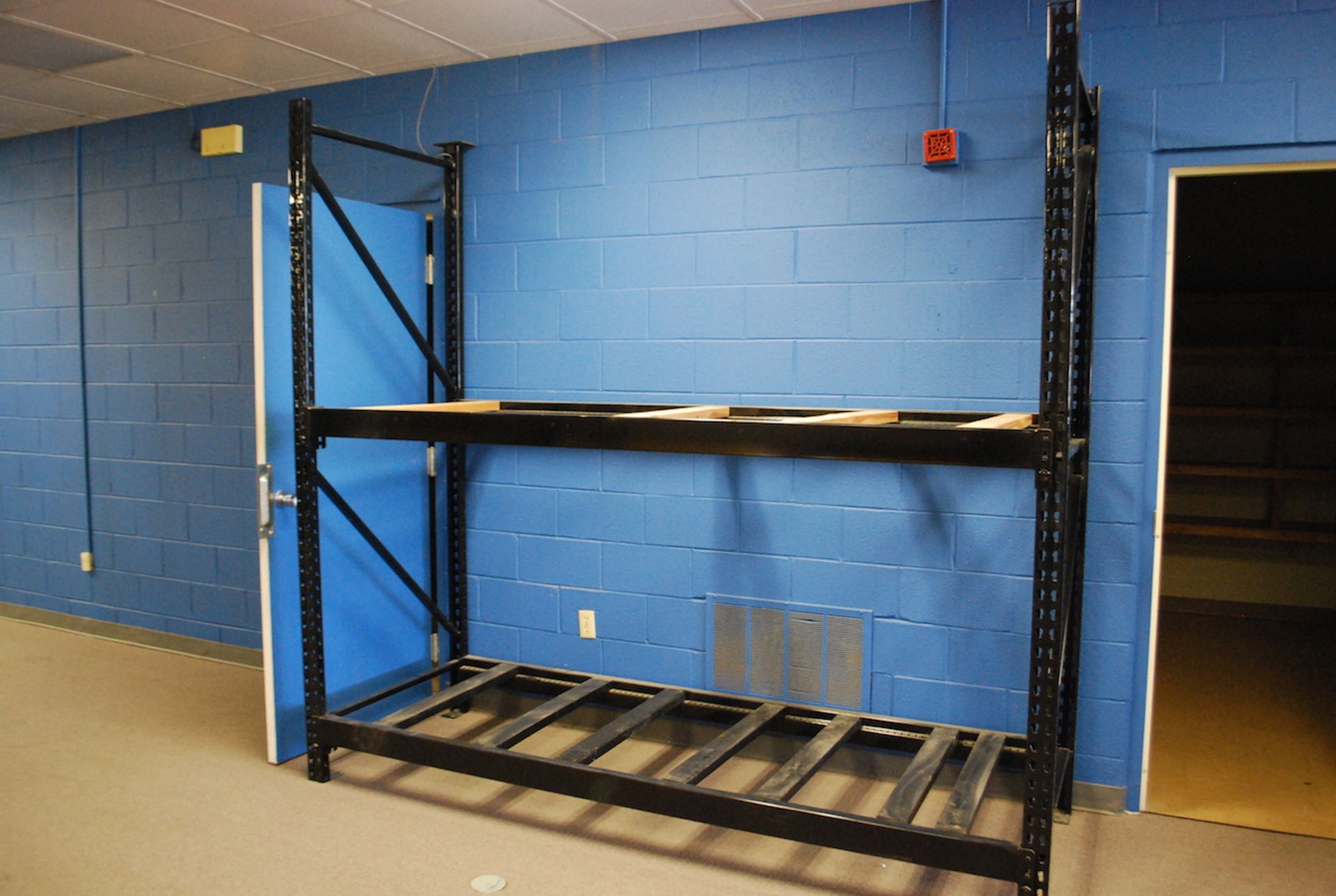 LOT: (8) SECTIONS ADJUSTABLE PALLET RACK - Image 4 of 4