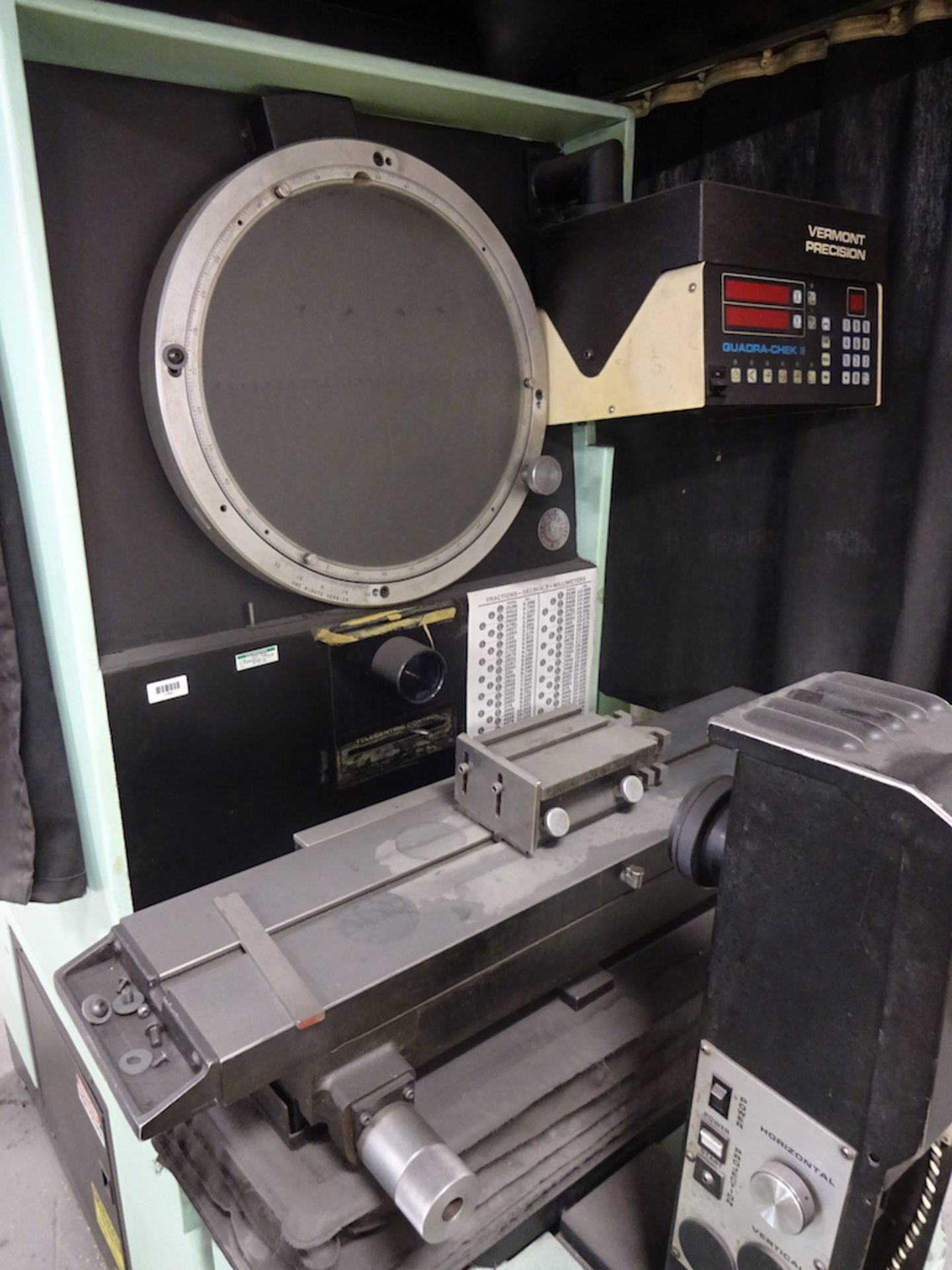 VERMONT PERCISION 15" MODEL VP-15S OPTICAL COMPARATOR: S/N VP15S0017; W/Quadra-Chek II 2-Axis - Image 2 of 2