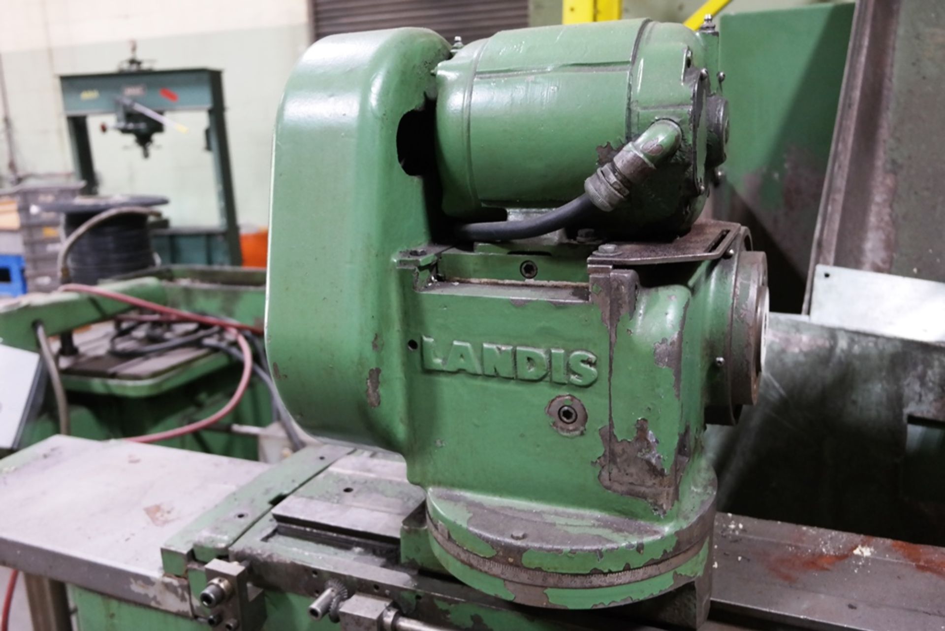 LANDIS MODEL 2R 14" X 36" UNIVERSAL CYLINDRICAL GRINDER - Image 3 of 6