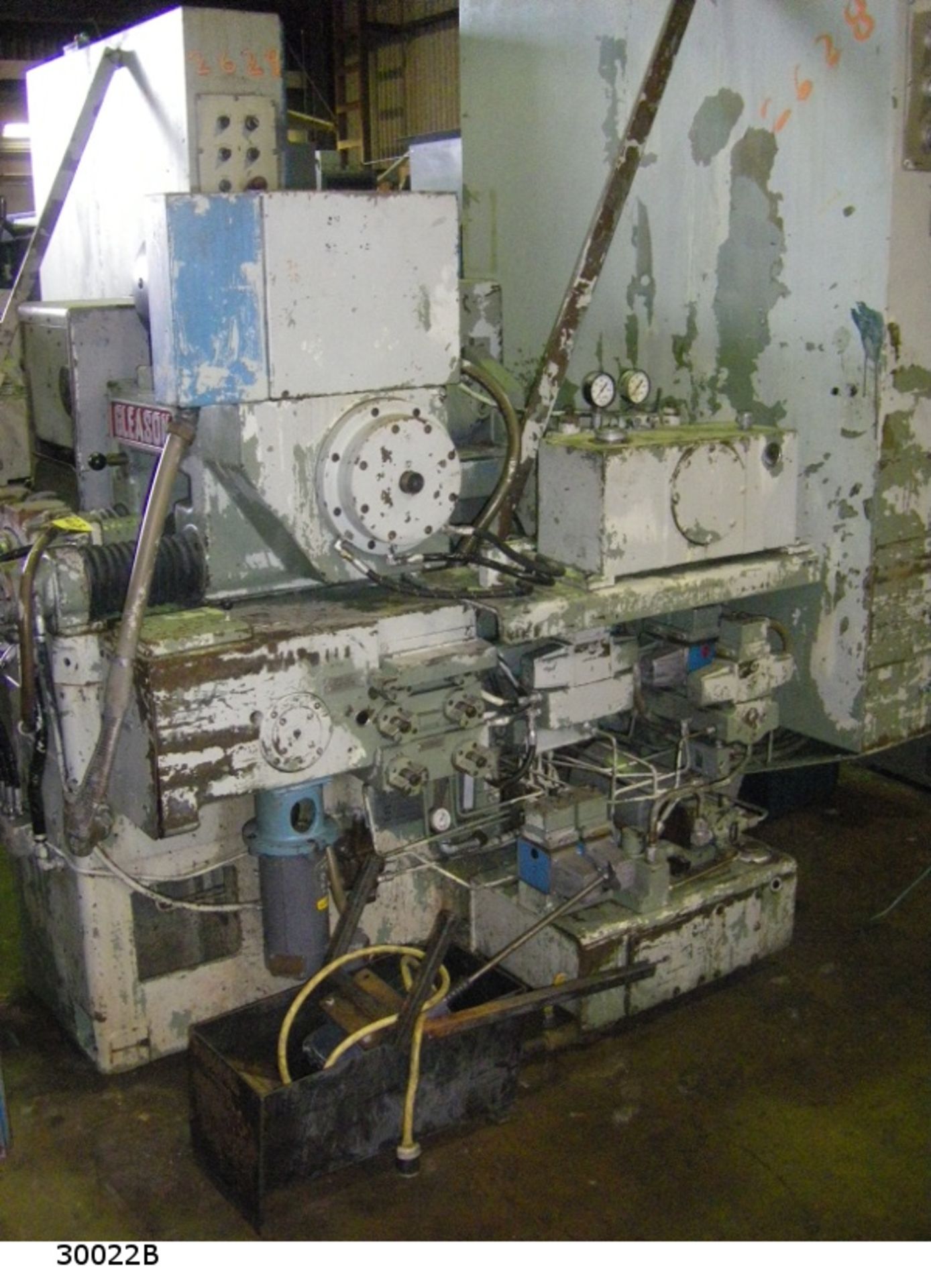 GLEASON 503 HYPOID GEAR LAPPING MACHINE. SERIAL NO. 639811, BUILT 1965 - Image 2 of 5