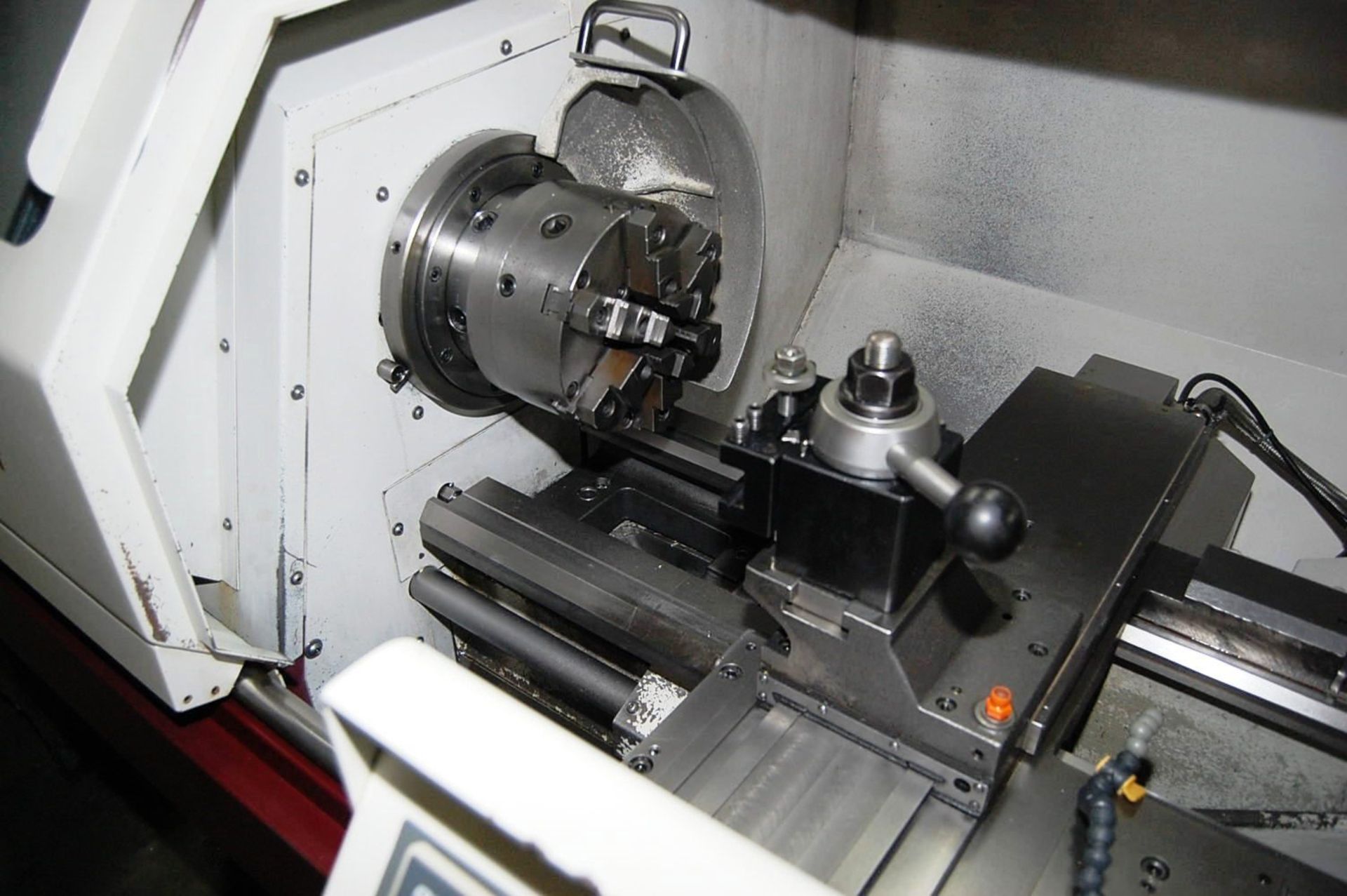 HARRISON ALPHA 400 2 AXIS FLAT BED CNC TURNING MACHINE (2001) Serial No. D30024 - Image 3 of 4