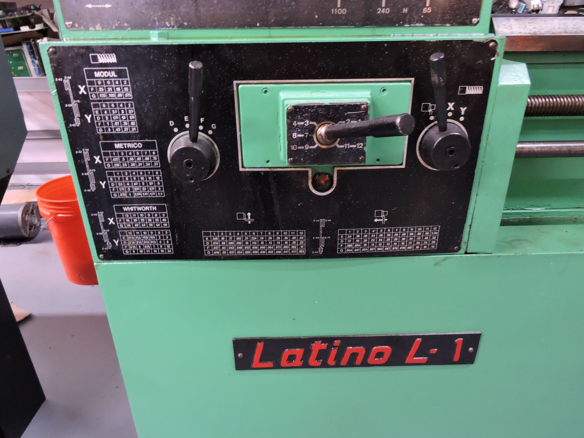 PANACHO LATINA L-1 260 TOOL ROOM LATHE; W/30" Swing Over Bed; 2.6" Spindle Bore; 39" Swing In Gap; - Image 4 of 6