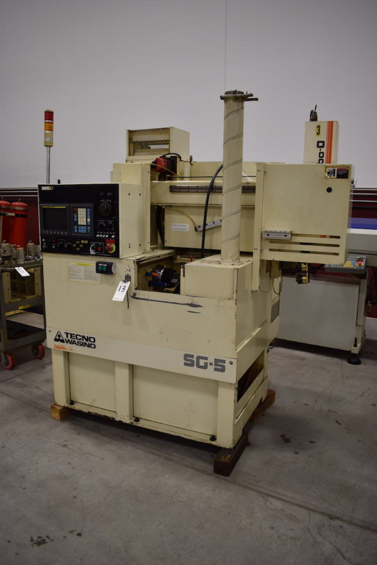 TECHNO WASINO MODEL SG-5 CNC CHUCKER: S/N 192 (1995); W/S Robo-0 Robot Loader; Fanuc Series O-M