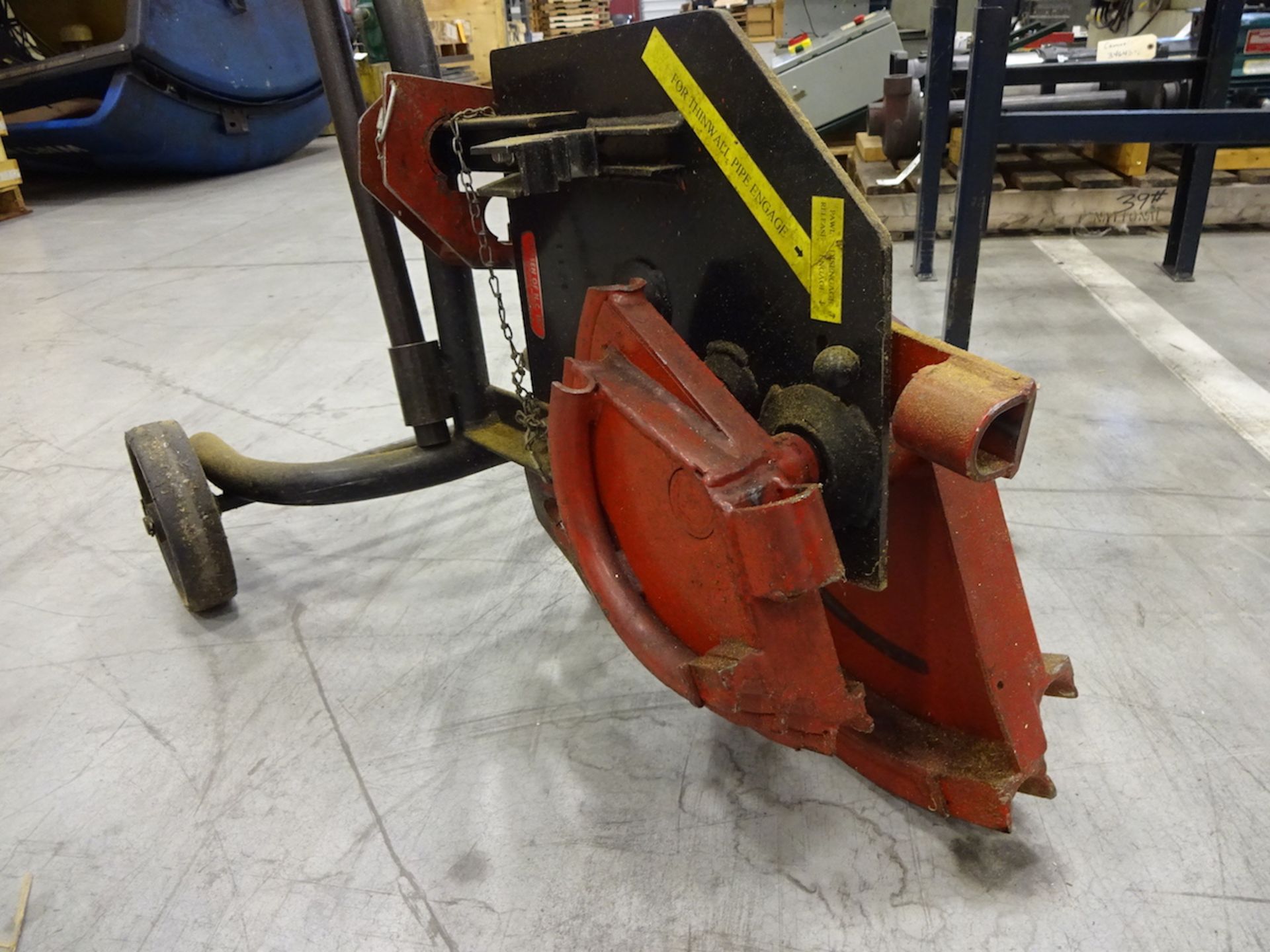 LIDSEEN OF N.C., INC. MODEL 550 CHICAGO BENDER PIPE BENDER; W/Capacities 1/2" thru 1-1/2" EMT; 1/ - Image 2 of 3