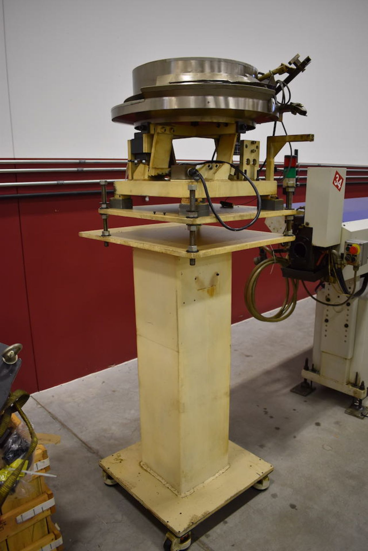 MILLS CORPORATION MILLS 18" VIBRATORY FEEDER BOWL (Roselle)