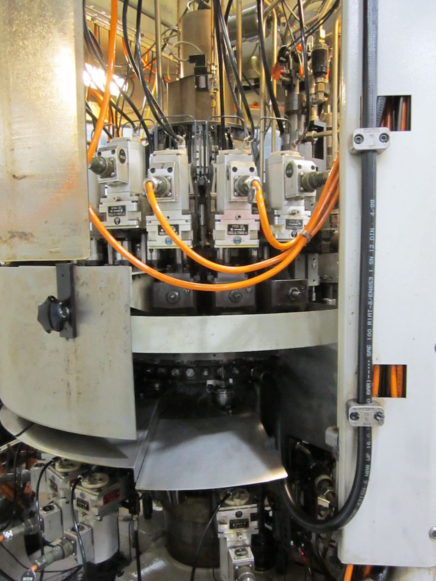 MIKRON MULTISTAR TYPE CX-24/1500R 24-STATION ROTARY TRANSFER MACHINE: S/N KA7067M (2006); W/Mikron - Image 9 of 11